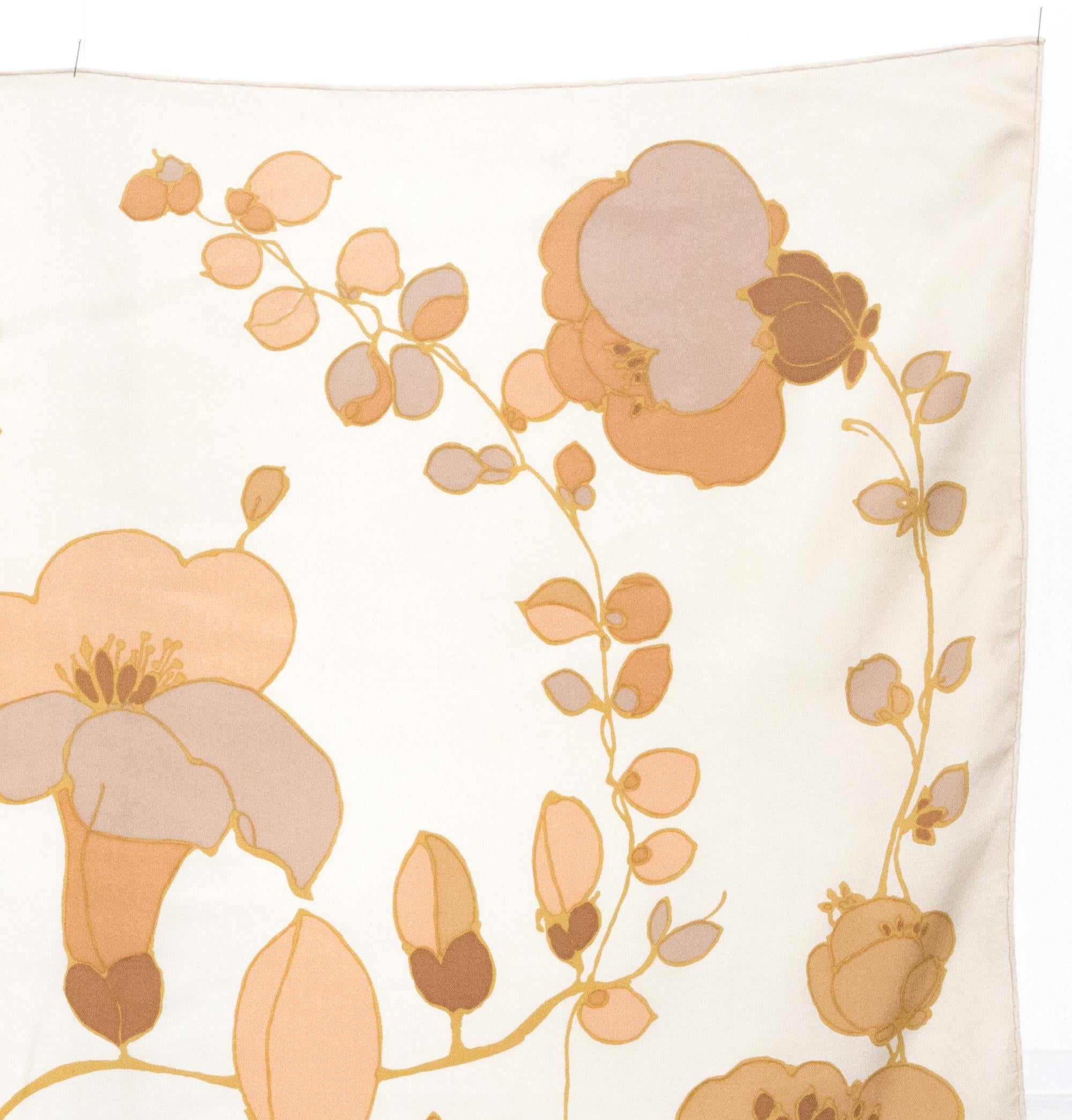 Women's or Men's Christian Dior Beige Silk Scarf