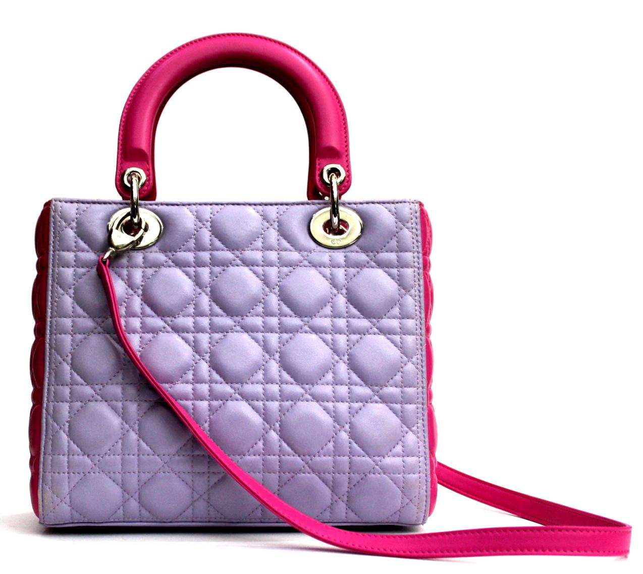 Superb Lady Dior Tricolor handbag in medium-sized quilted lambskin. This Dior presents a fun color combination: fuchsia and lilac, with silver hardware. On the front side enriched with a Dior charms. Equipped with double handle and shoulder strap