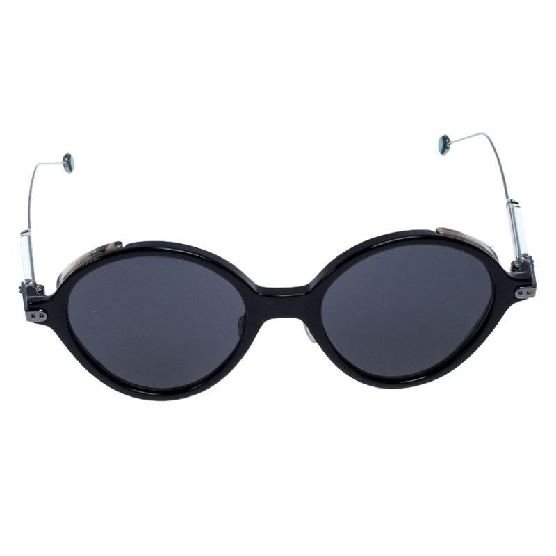 Dior sunglasses are designed to lend an edgy appeal to your look. Make the world your runway with these grey sunglasses.

Includes: The Luxury Closet Packaging

