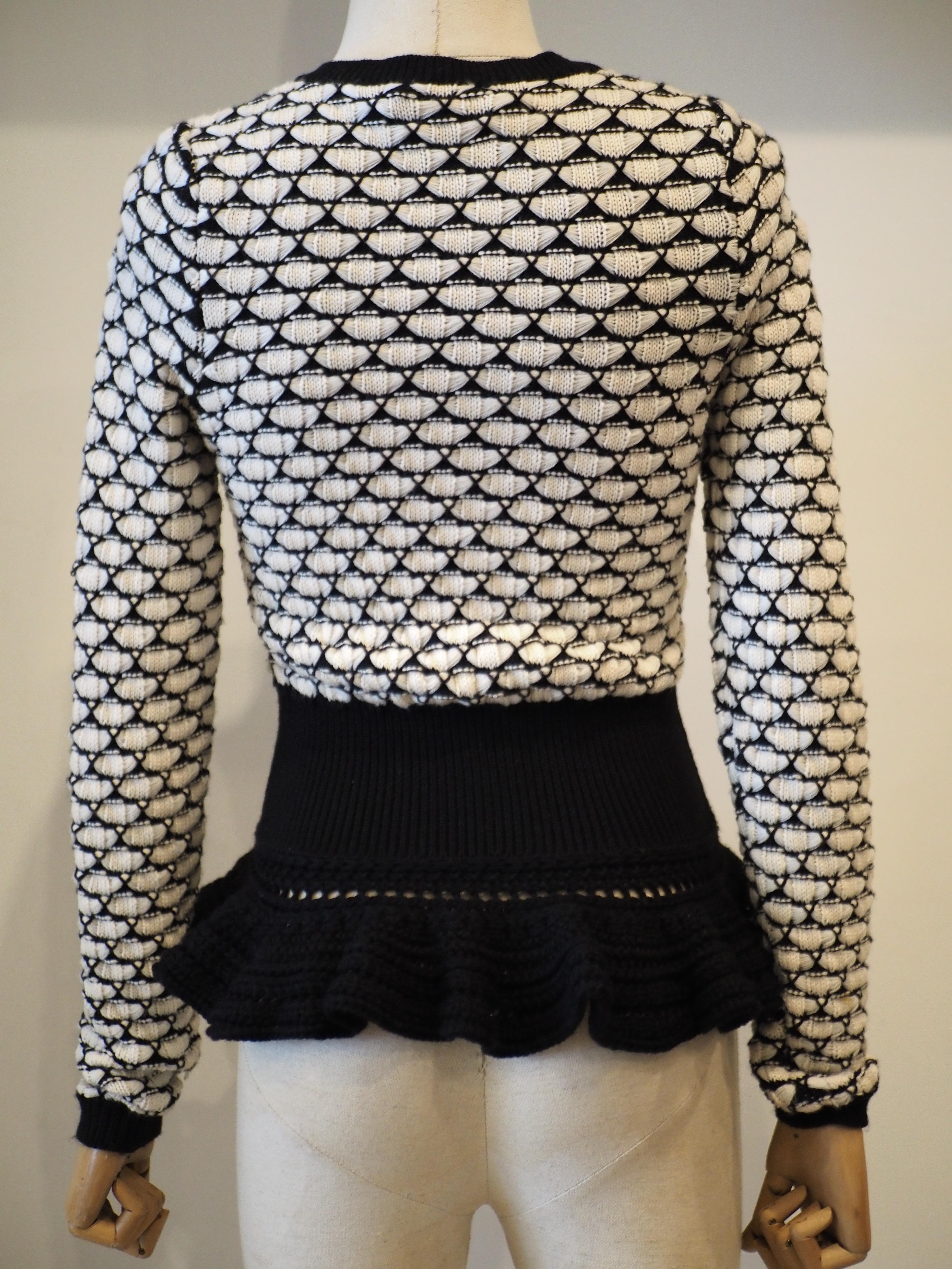 Cardigan en laine noir et blanc Christian Dior en vente 7
