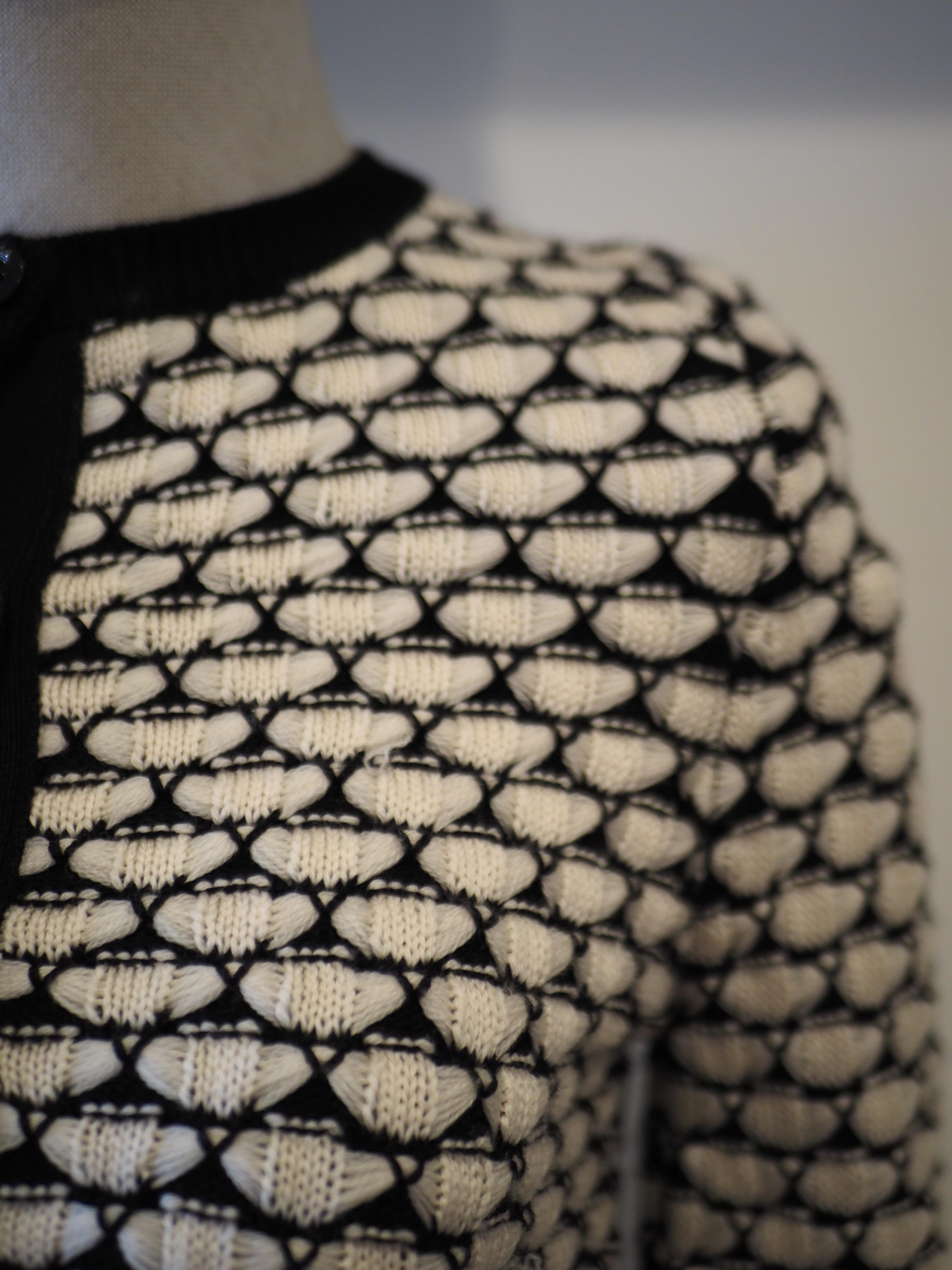 Cardigan en laine noir et blanc Christian Dior Pour femmes en vente