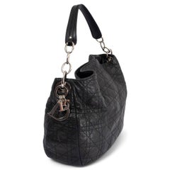 CHRISTIAN DIOR Schwarze CANNAGE Hobo-Tasche aus Leder SOFT LADY DIOR SMALL