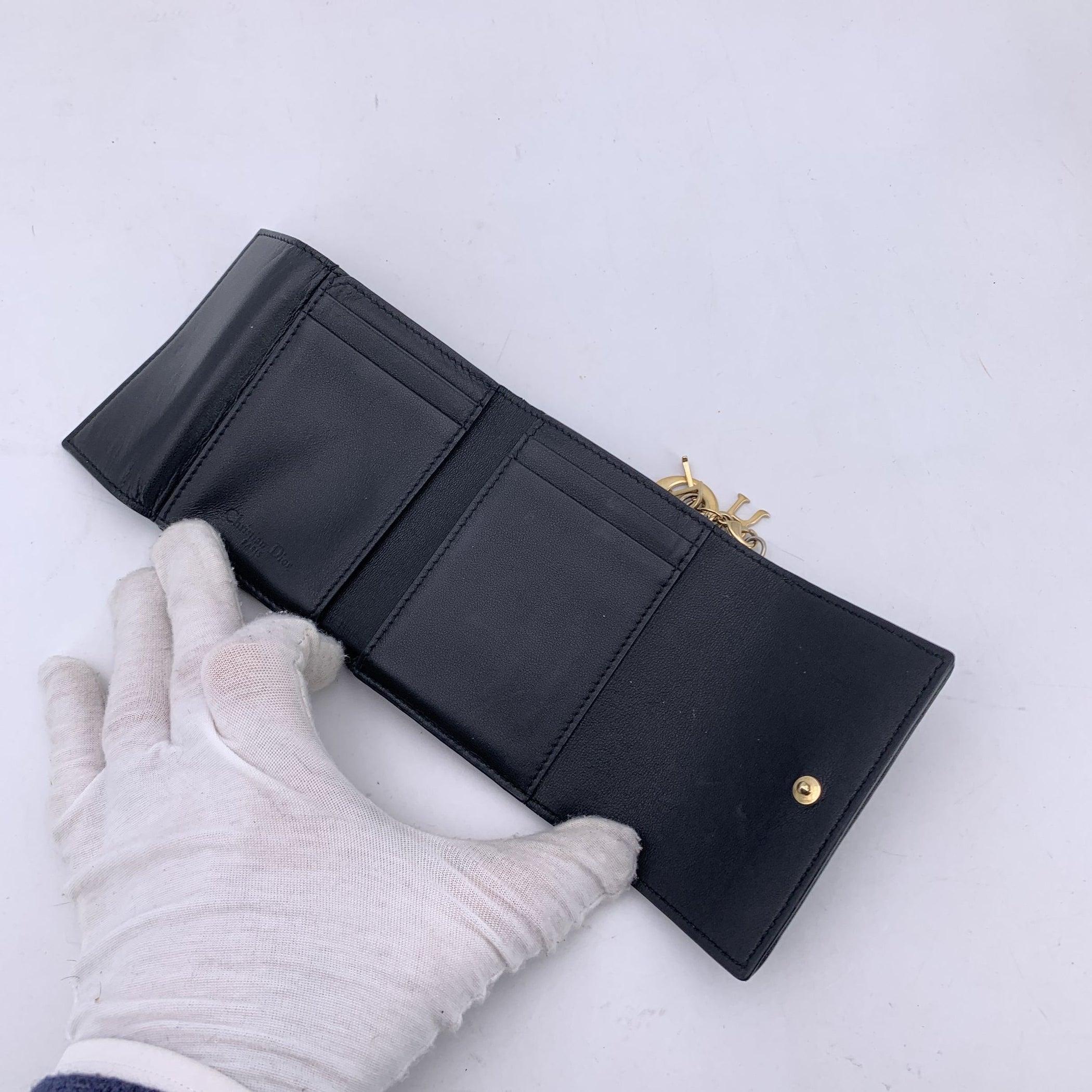 Women's or Men's Christian Dior Black Cannage Quilting Leather Small Wallet Coin Purse