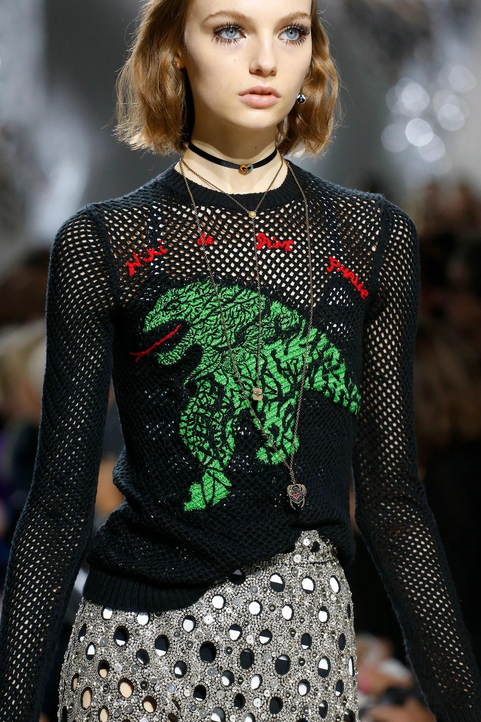 CHRISTIAN DIOR black cashmere 2018 DRAGON Crewneck Sweater XS