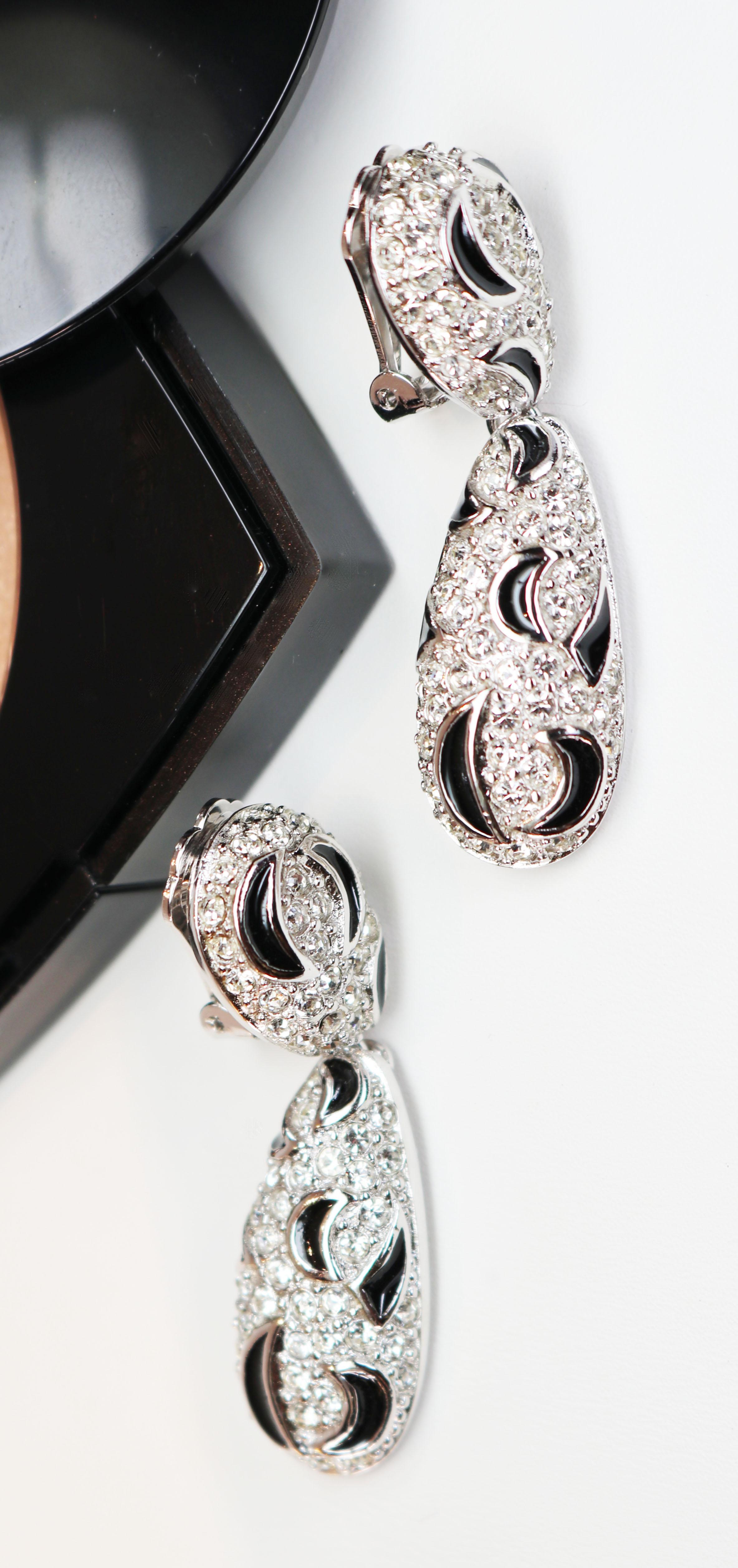 Christian Dior Black Crescent Moon Silver Earrings 9