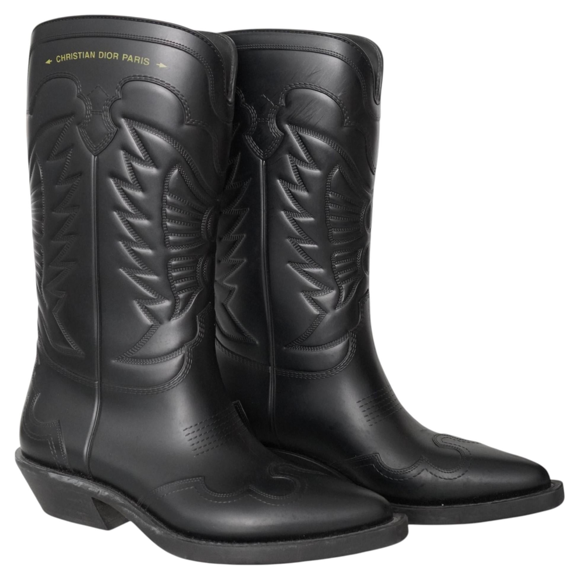 Dior Cowboy Boots - 2 For Sale on 1stDibs | christian dior cowboy