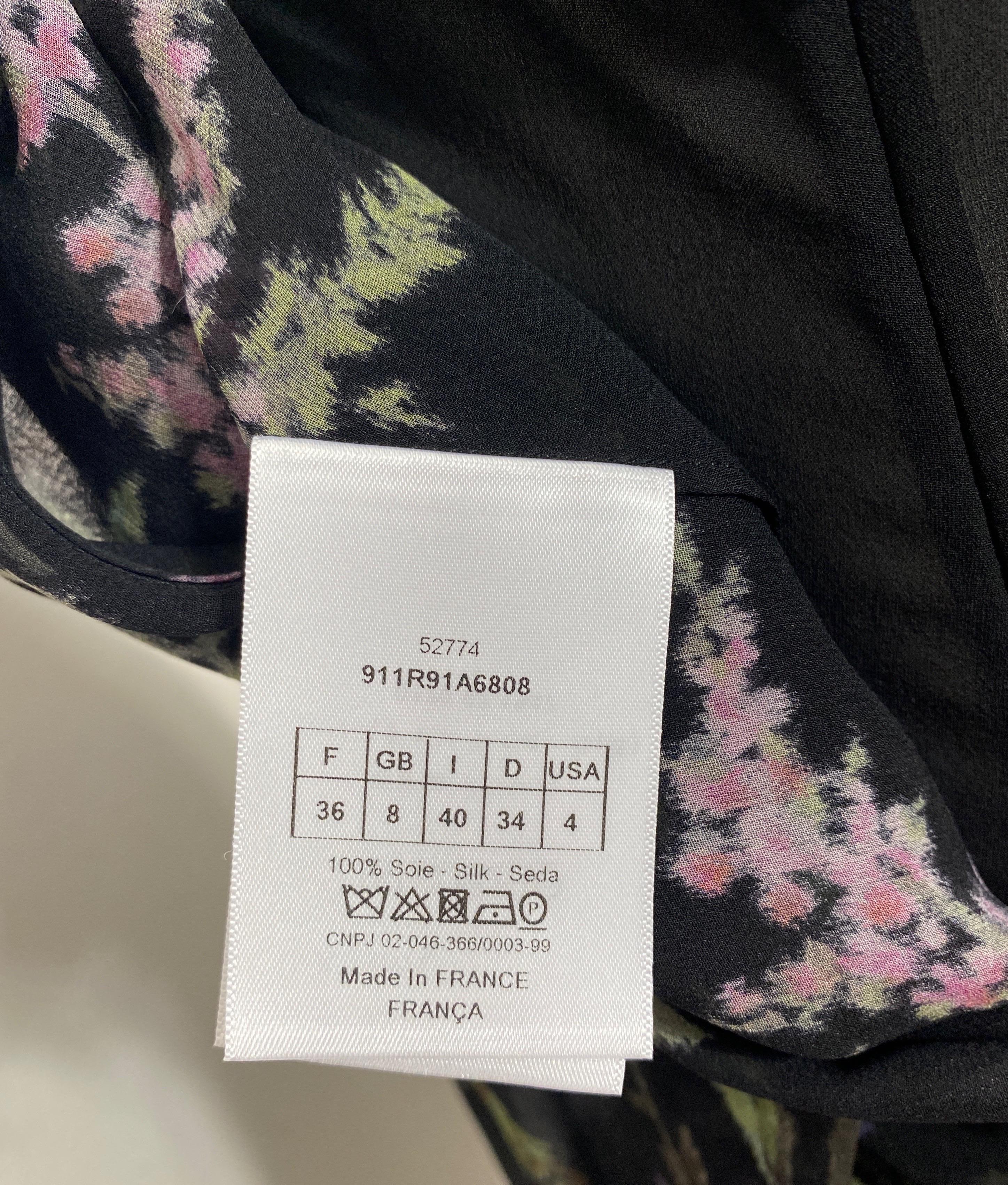 Robe à manches longues Christian Dior en mousseline de soie noire à imprimé floral - Taille 36 en vente 10