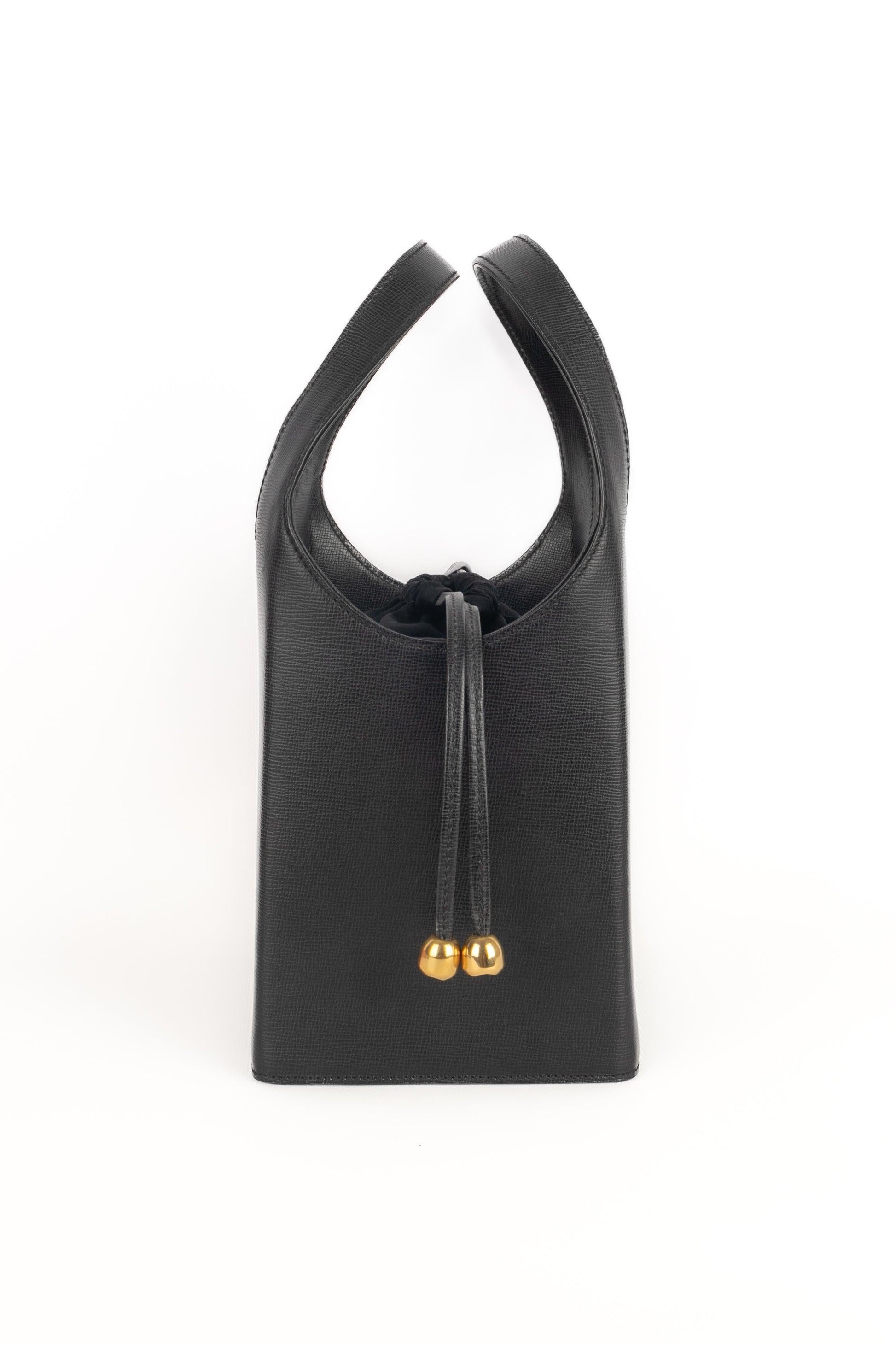 Women's Christian Dior Black Grain Leather 'Box' Bag For Sale