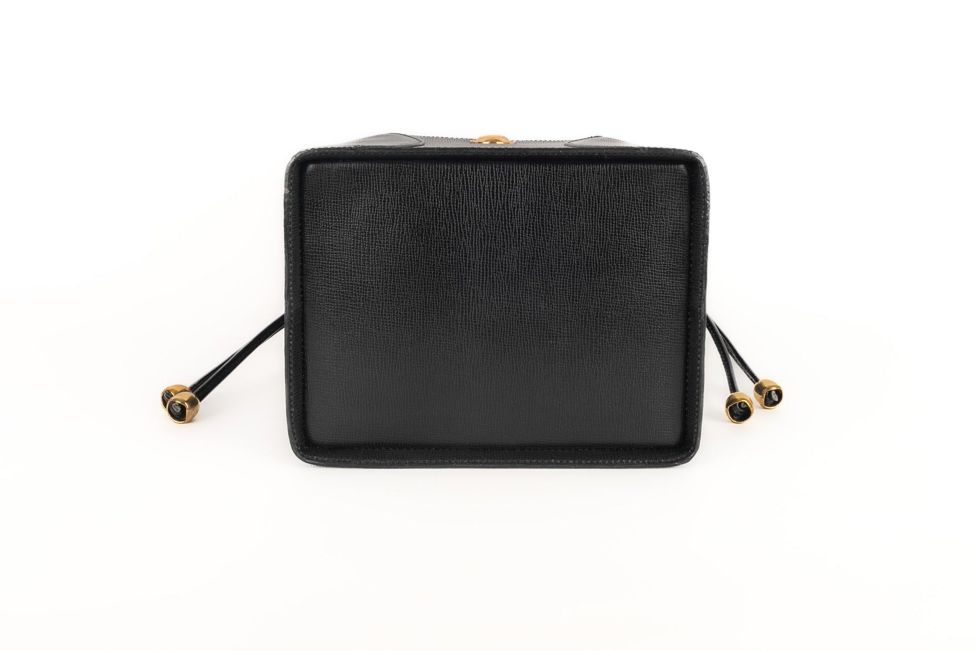 Christian Dior Black Grain Leather 'Box' Bag For Sale 1