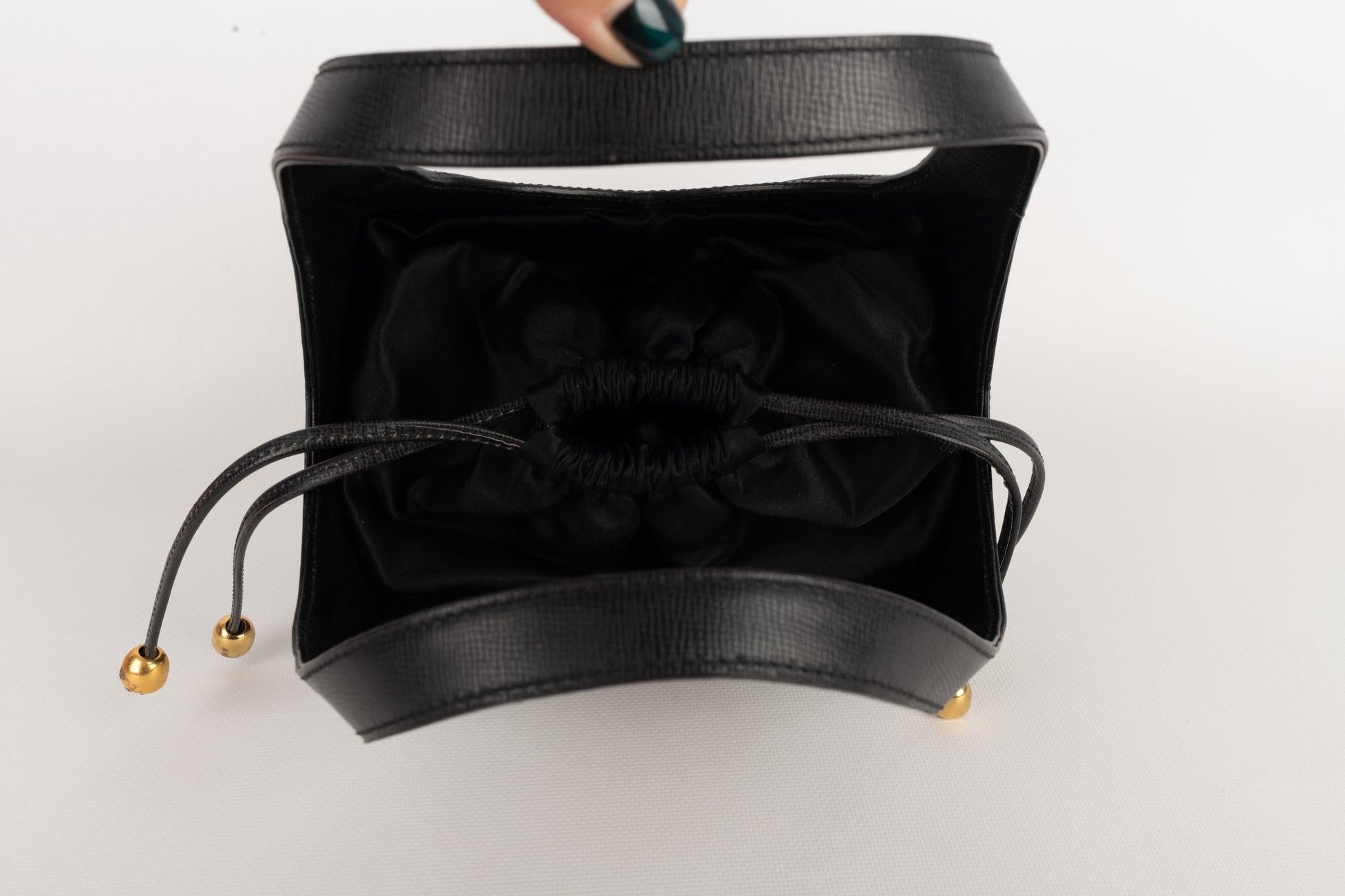 Christian Dior Black Grain Leather 'Box' Bag For Sale 4