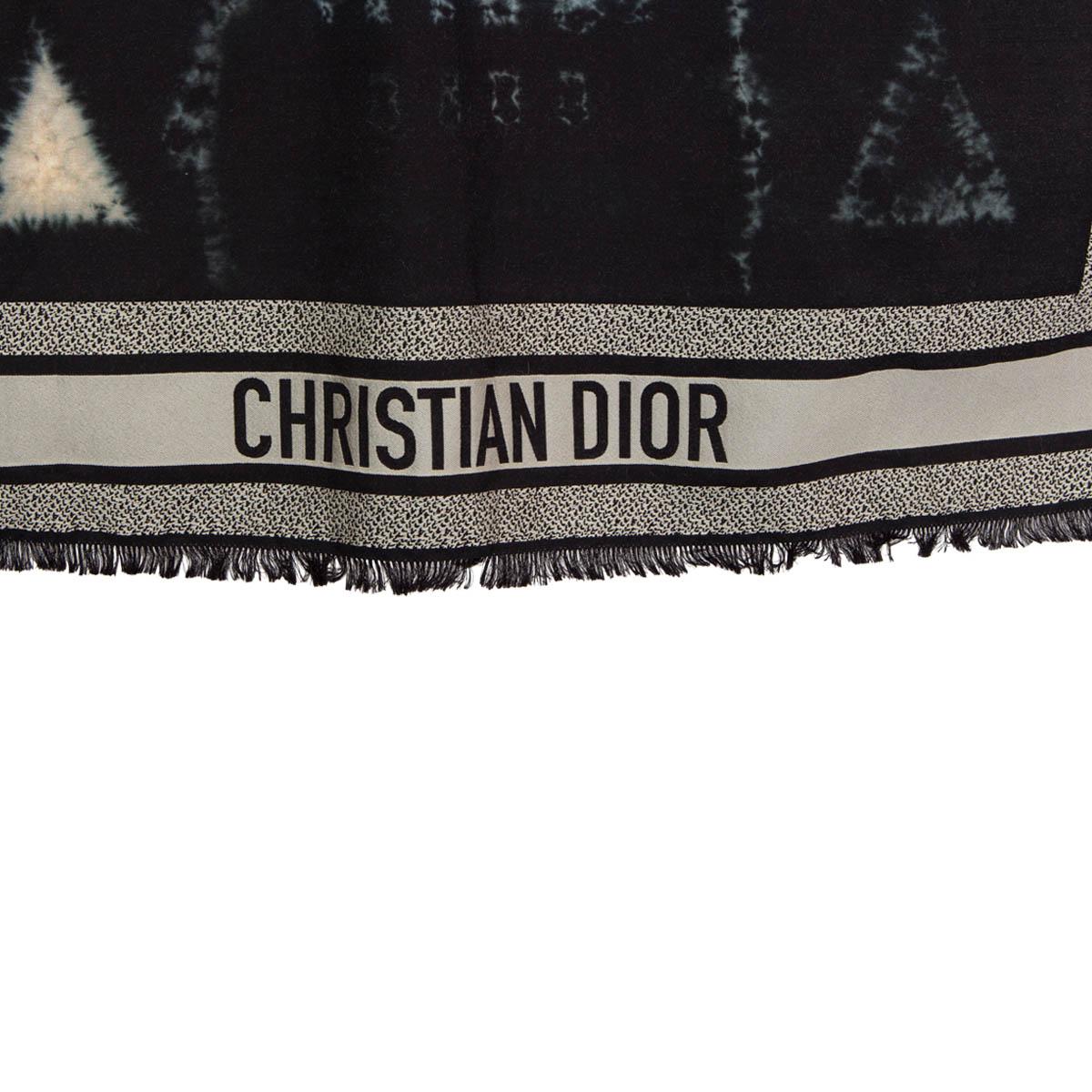 Women's or Men's CHRISTIAN DIOR black & grey silk blend TIE-DYE Scarf For Sale