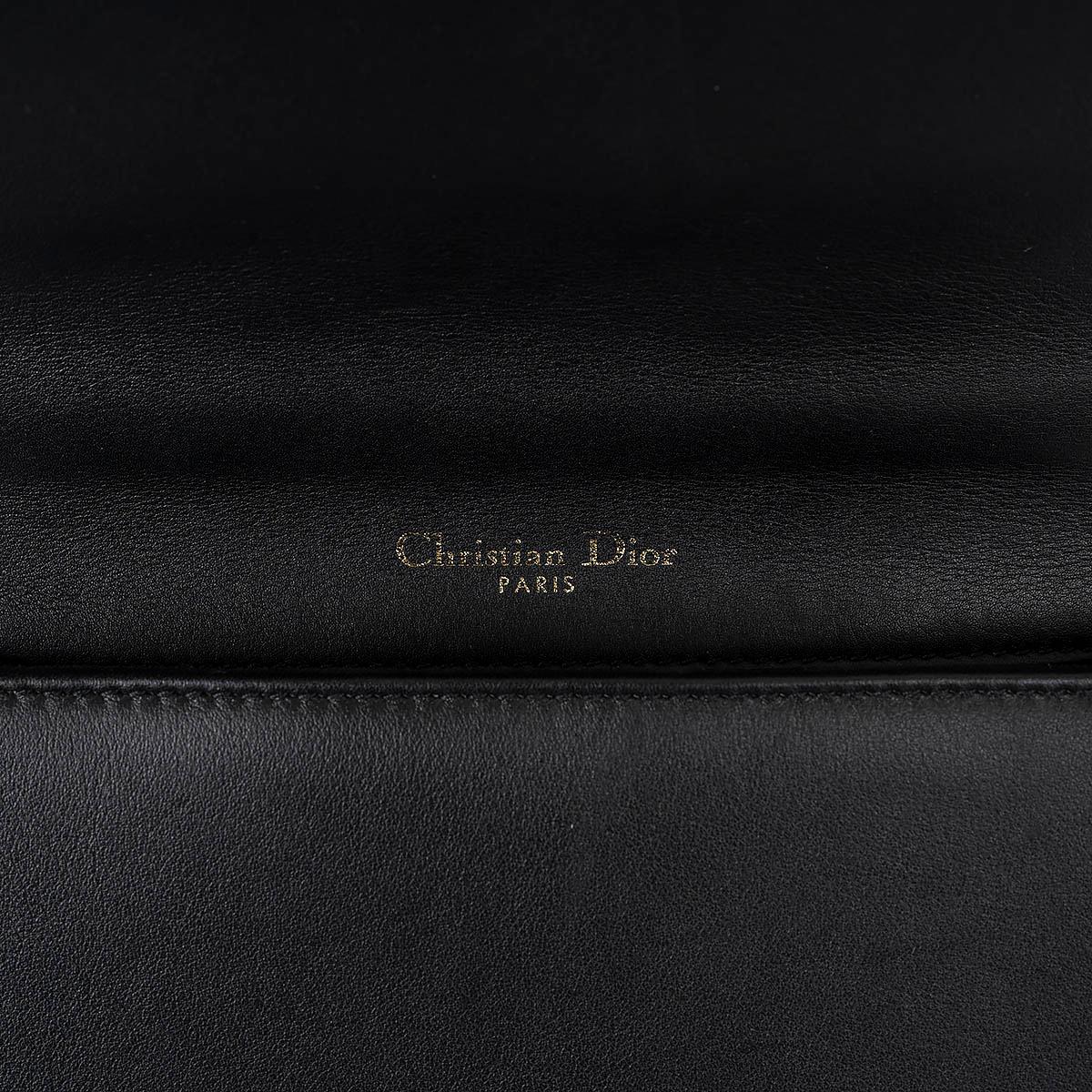 CHRISTIAN DIOR black leather 2018 DIORAMA SMALL EMBROIDERED Shoulder Bag For Sale 4