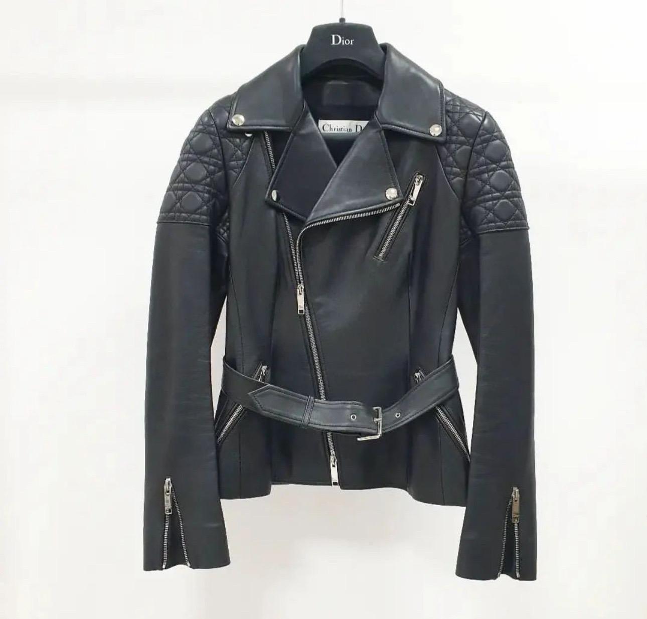 Christian Dior Black Leather Belted Jacket  In Good Condition For Sale In Krakow, PL