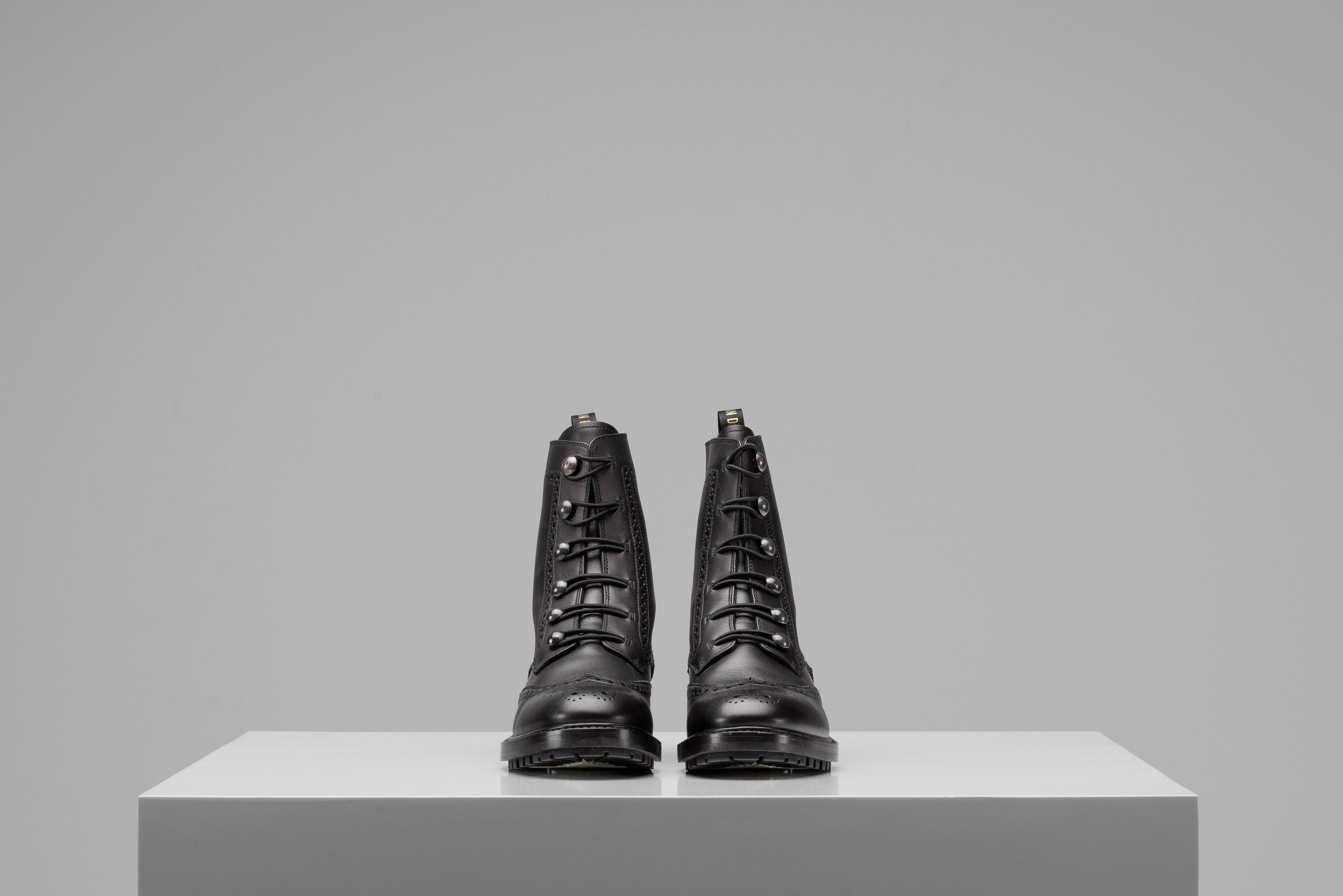 Christian Dior - Bottes de combat en cuir noir - Taille 40 Bon état - En vente à Roosendaal, NL