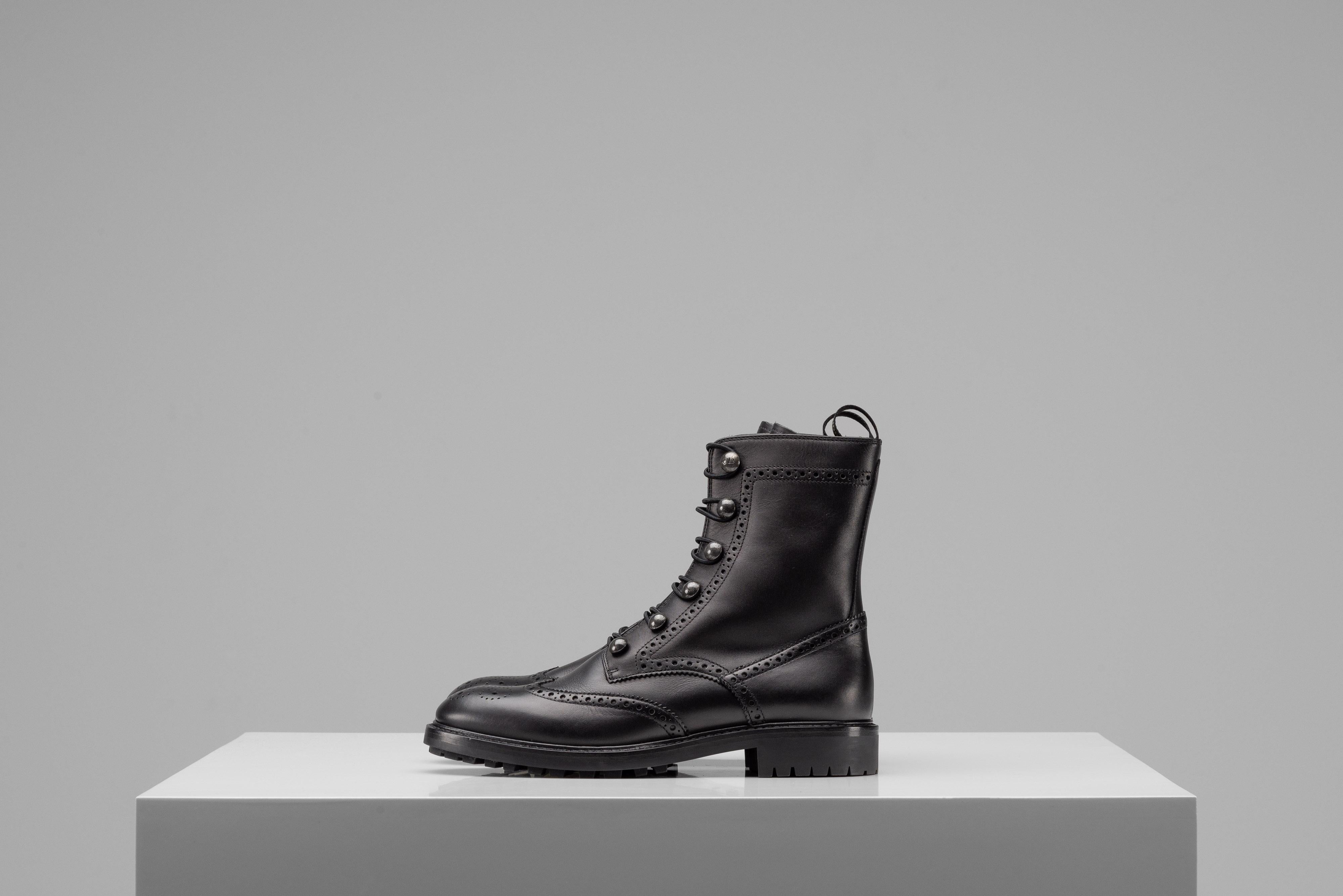 Christian Dior - Bottes de combat en cuir noir - Taille 40 en vente 4