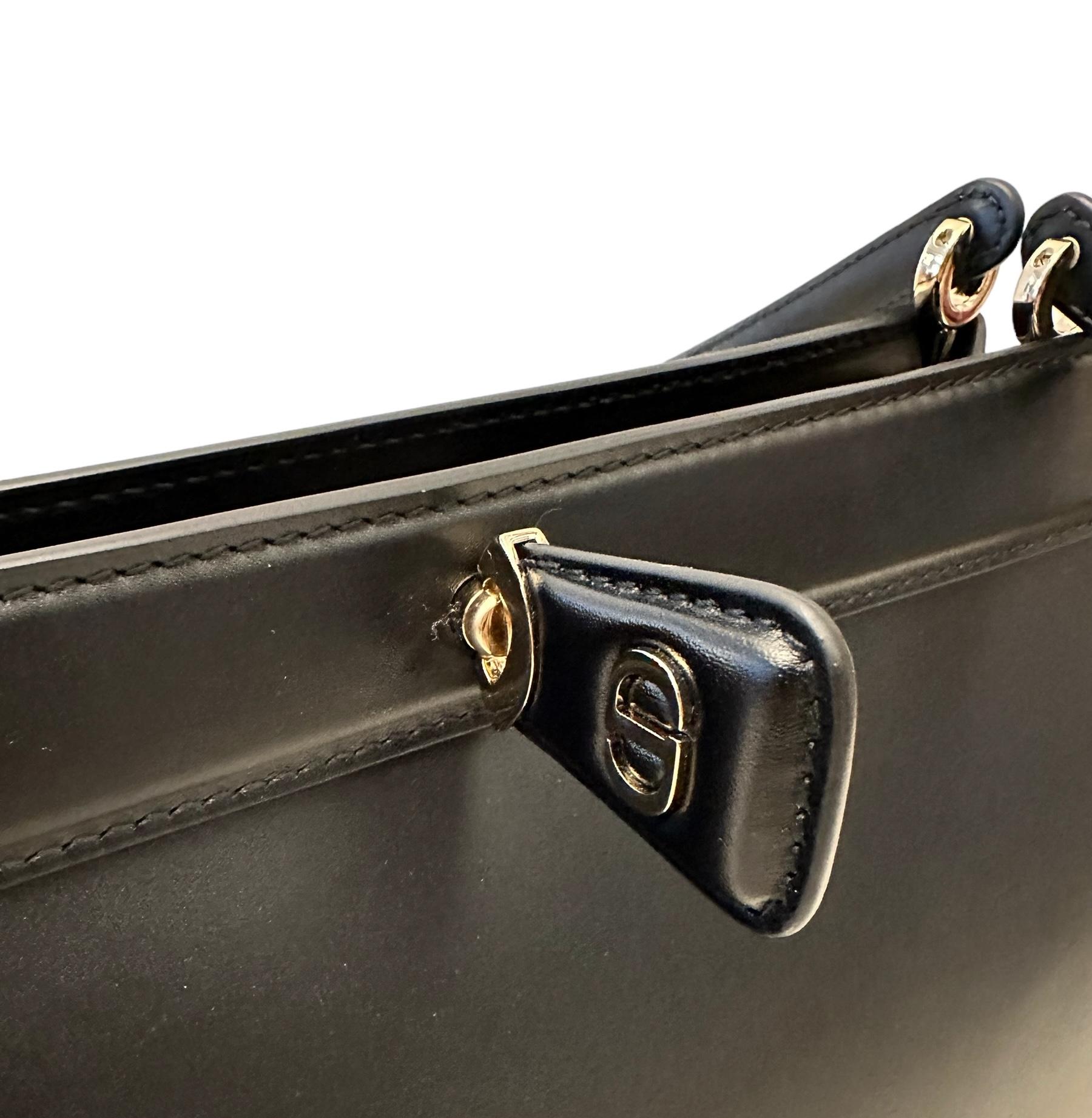 Christian Dior Black Leather Medium Dior Key Bag For Sale 7