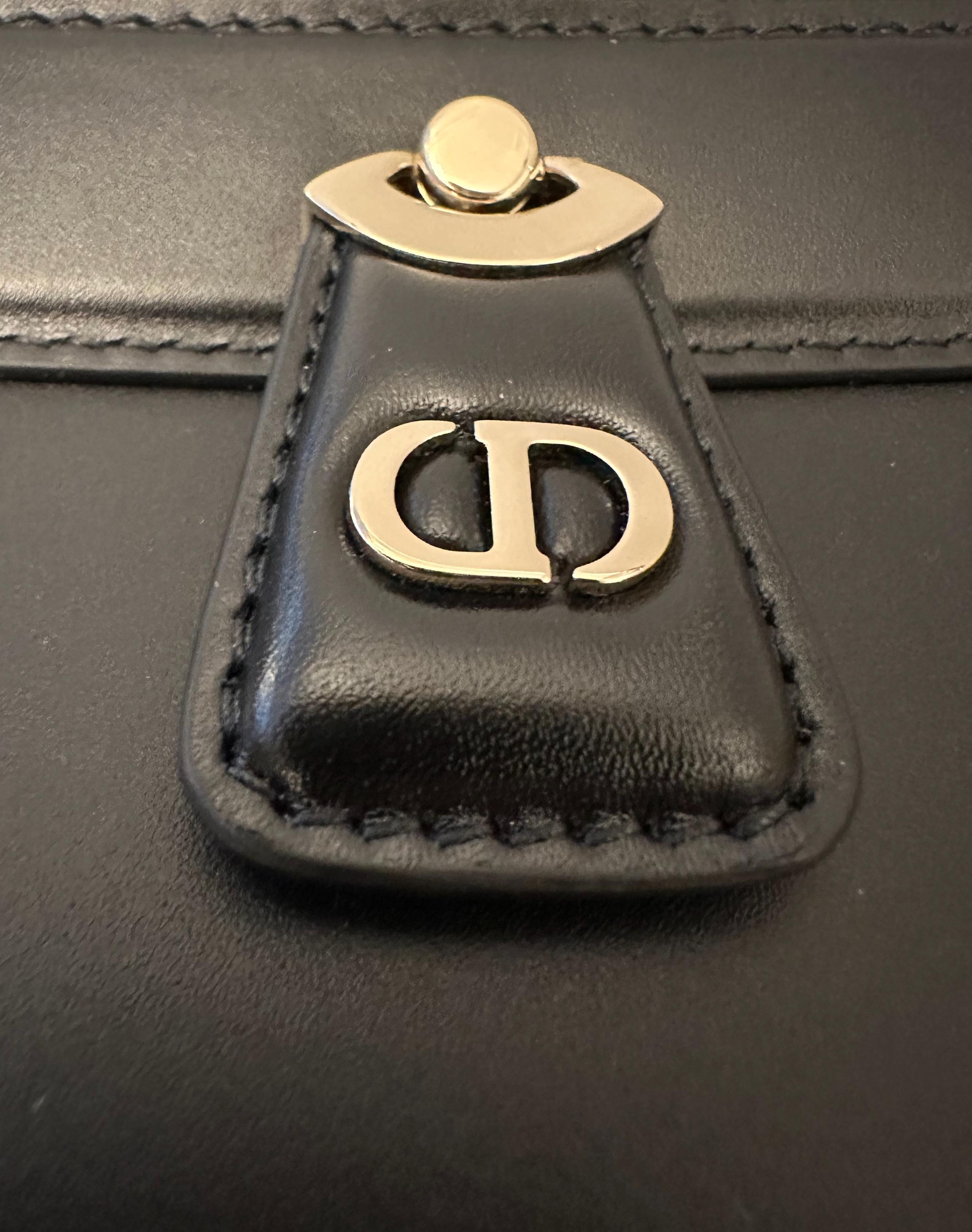 Christian Dior Black Leather Medium Dior Key Bag In Excellent Condition For Sale In Geneva, CH