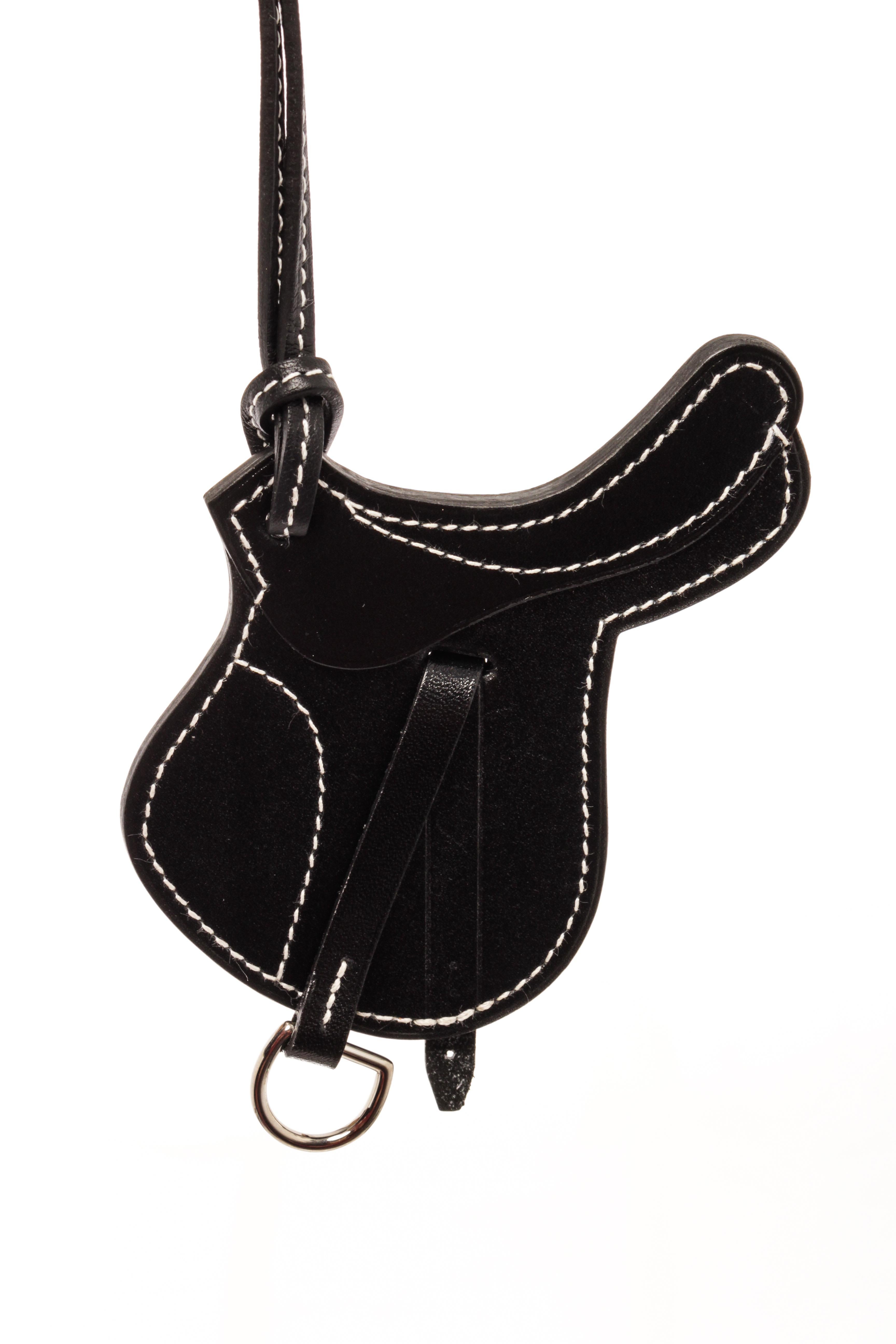 Christian Dior - Charm So Saddle en cuir noir en vente 1