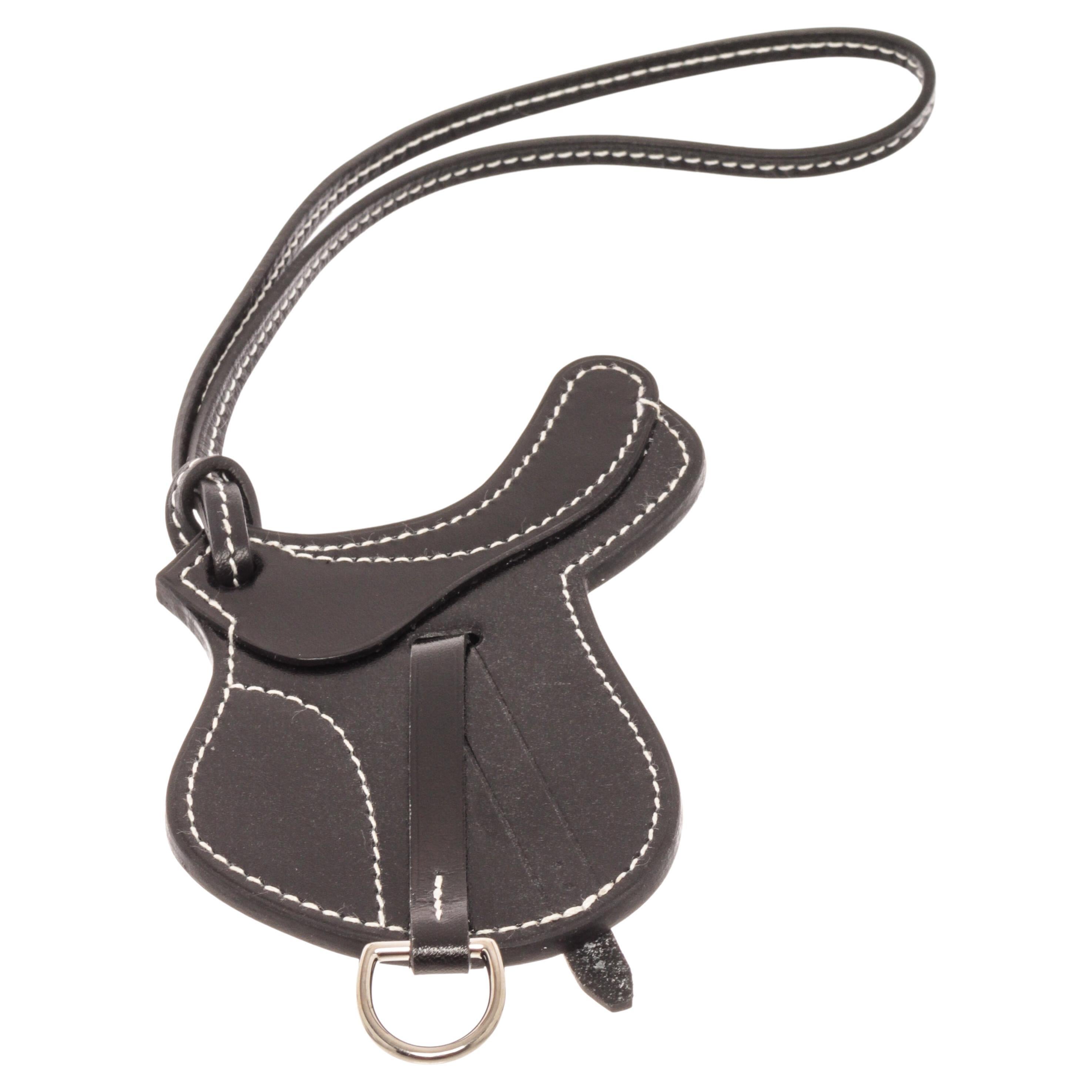 Christian Dior - Charm So Saddle en cuir noir en vente