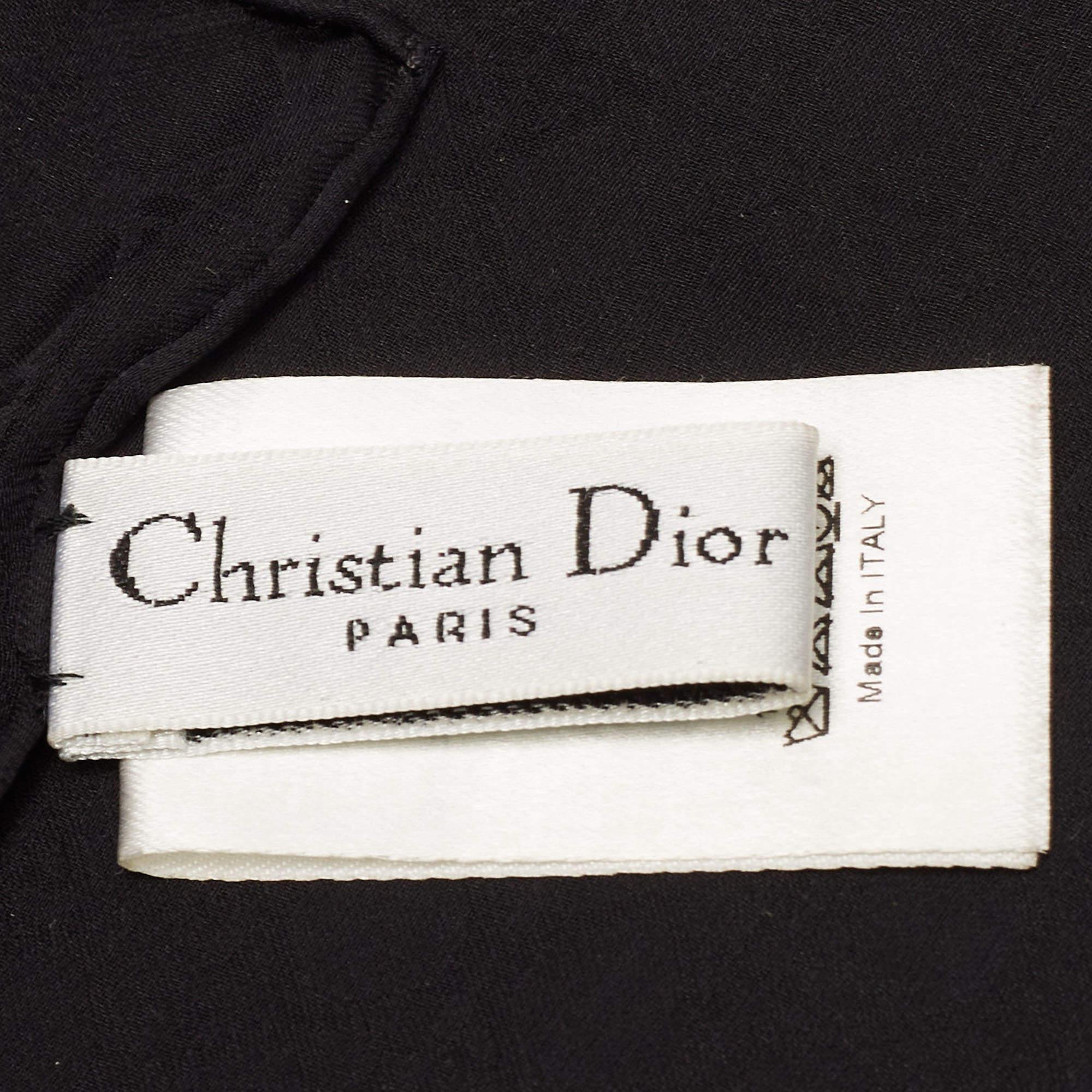 Christian Dior Schwarzer Micro Cannage Stola aus Seidenchiffon in Schwarz Damen im Angebot