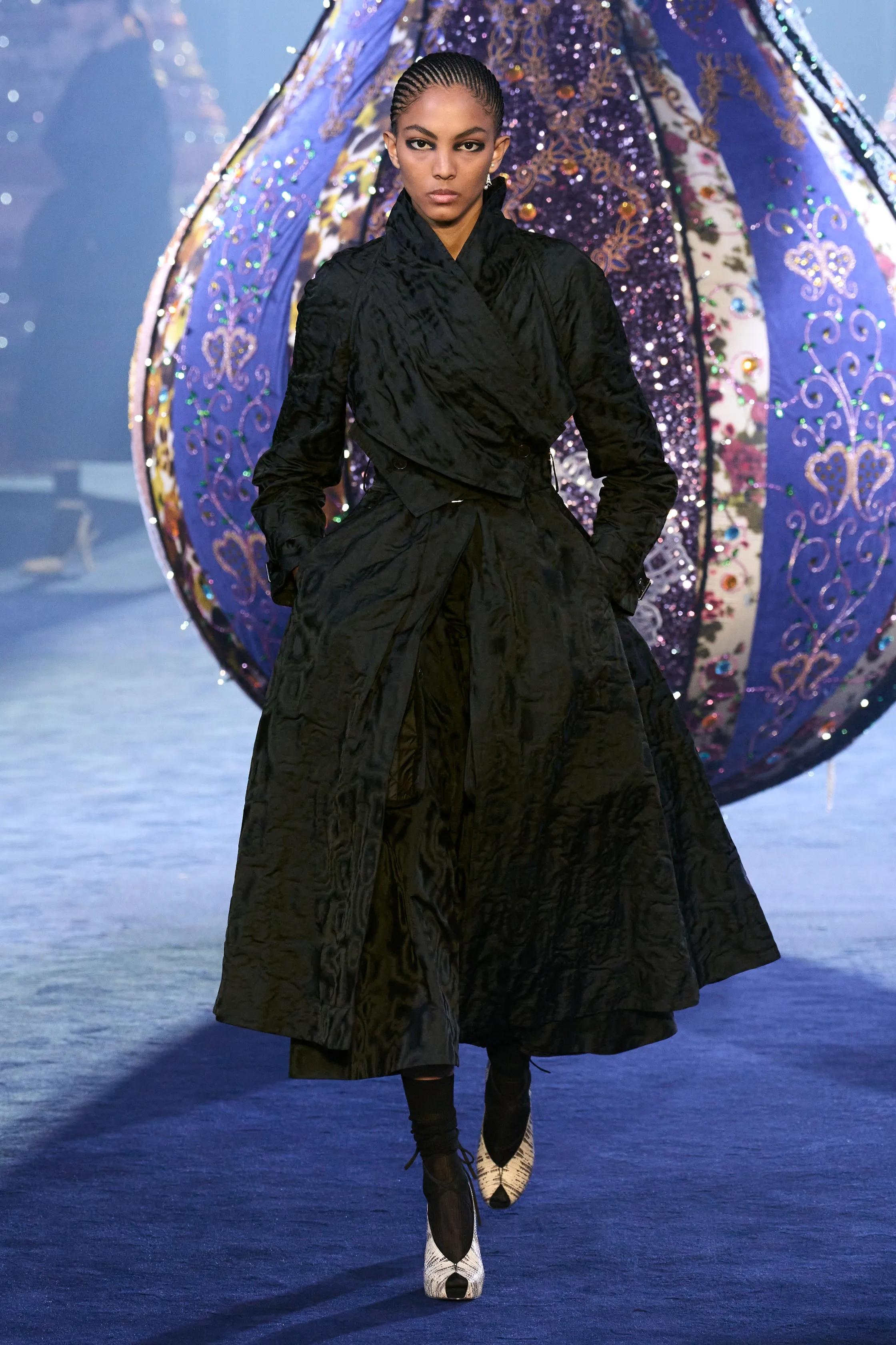 CHRISTIAN DIOR black moire 2023 TRENCH & REMOVABLE VEST Coat Jacket 36 XS For Sale 7