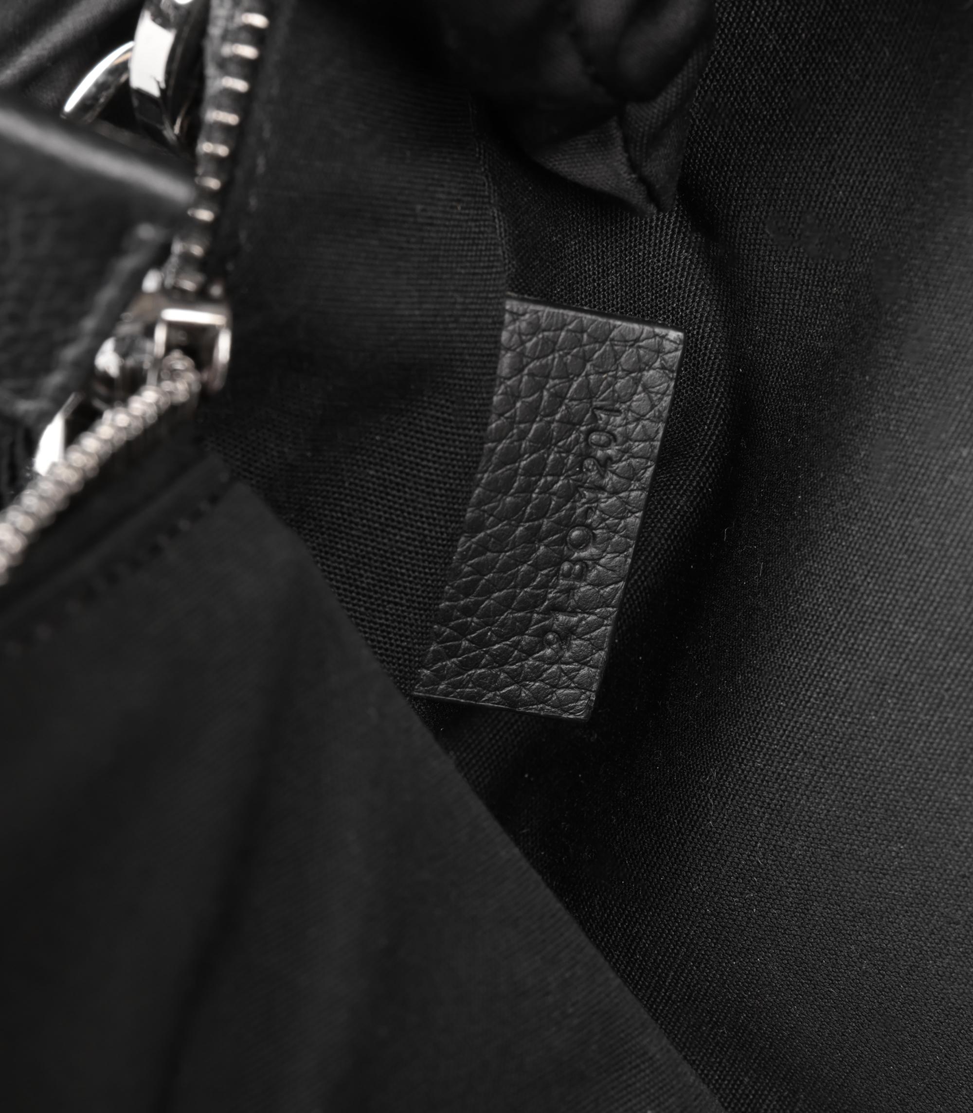 Christian Dior Schwarze Safari-Tasche aus schrägem Jacquard und genarbtem Kalbsleder  im Angebot 5