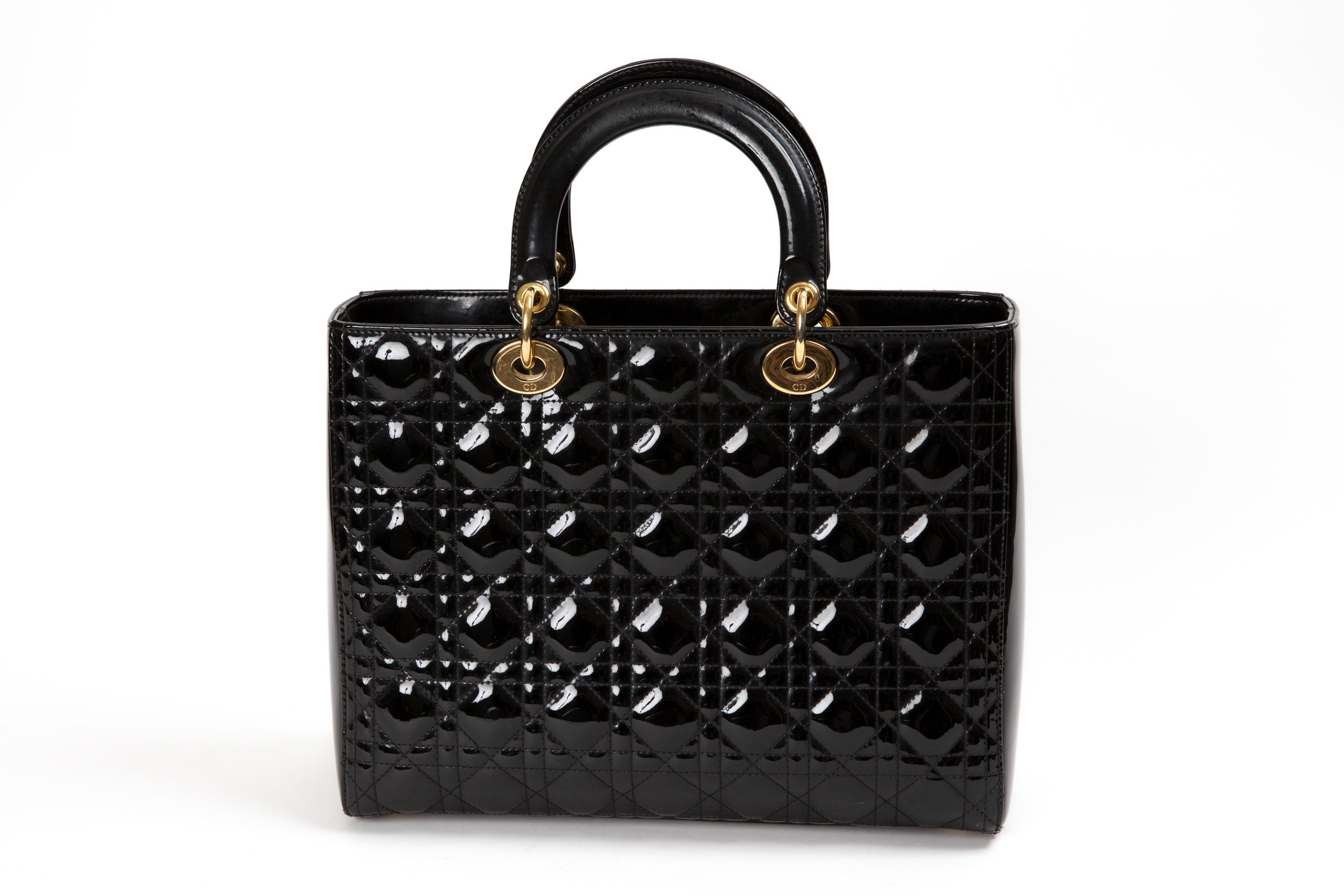 Christian Dior Black Patent Cannage Lady Dior Bag In Good Condition In Paris, FR