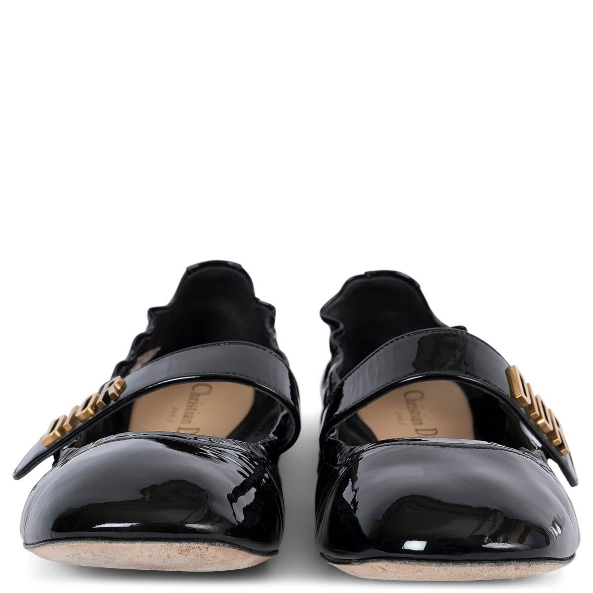 100% authentic Christian Dior Baby D- ballet flats in black patent leather featuring signature DIOR logo on the strap. Have been worn and are in excellent condition. Come with dust bag. 

Measurements
Model	KCB444LABS900
Imprinted Size	39
Shoe
