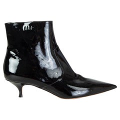 CHRISTIAN DIOR black patent leather KITTEN HEEL Ankle Boots Shoes 40