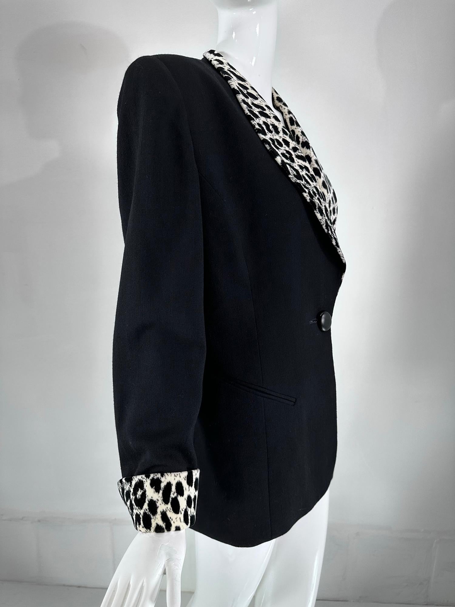 Christian Dior Black Princess Seam Tuxedo Jacket Black White Velvet Lapels 1990s In Good Condition For Sale In West Palm Beach, FL