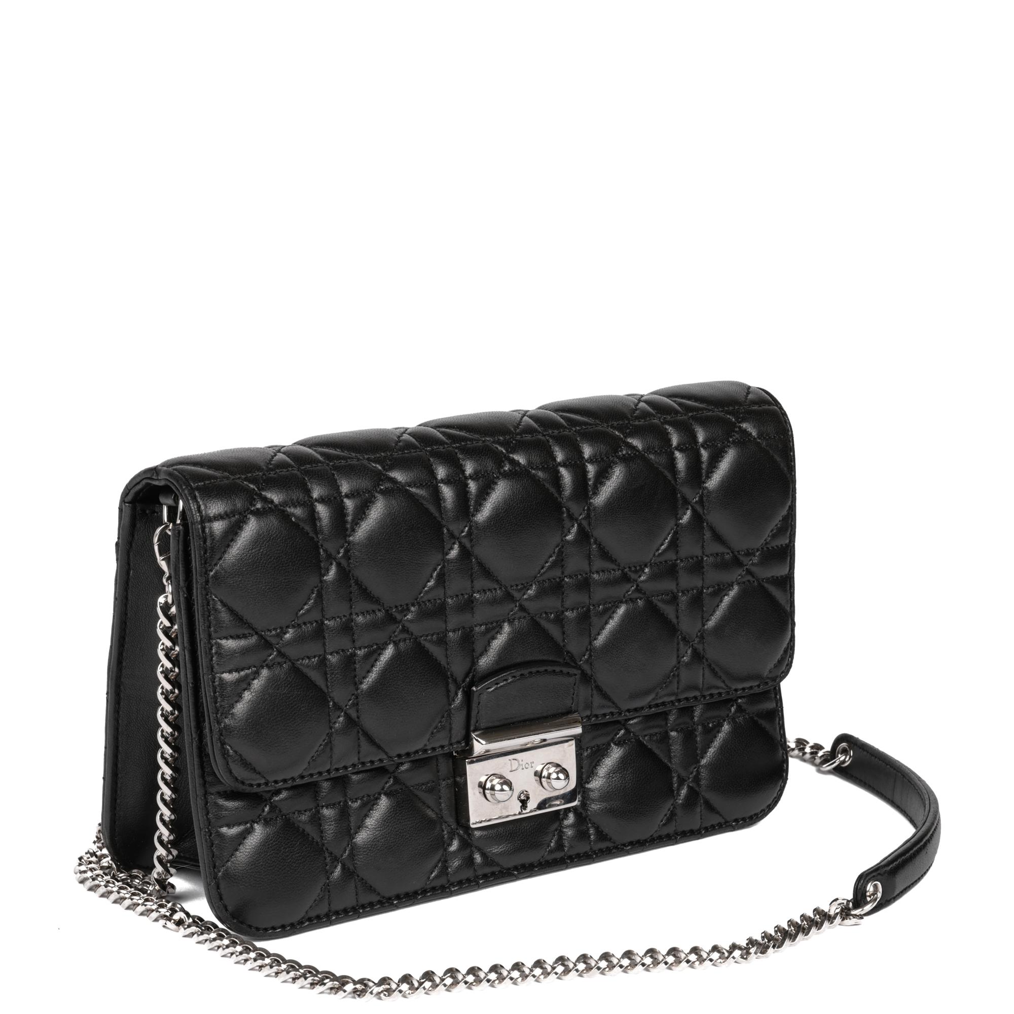 CHRISTIAN DIOR
Black Quilted Lambskin Miss Dior Flap Bag

Xupes Reference: CB867
Serial Number: 09-BO-1115
Age (Circa): 2015
Accompanied By: Authenticity Card
Authenticity Details: Authenticity Card (Made in Italy)
Gender: Ladies
Type: Shoulder,