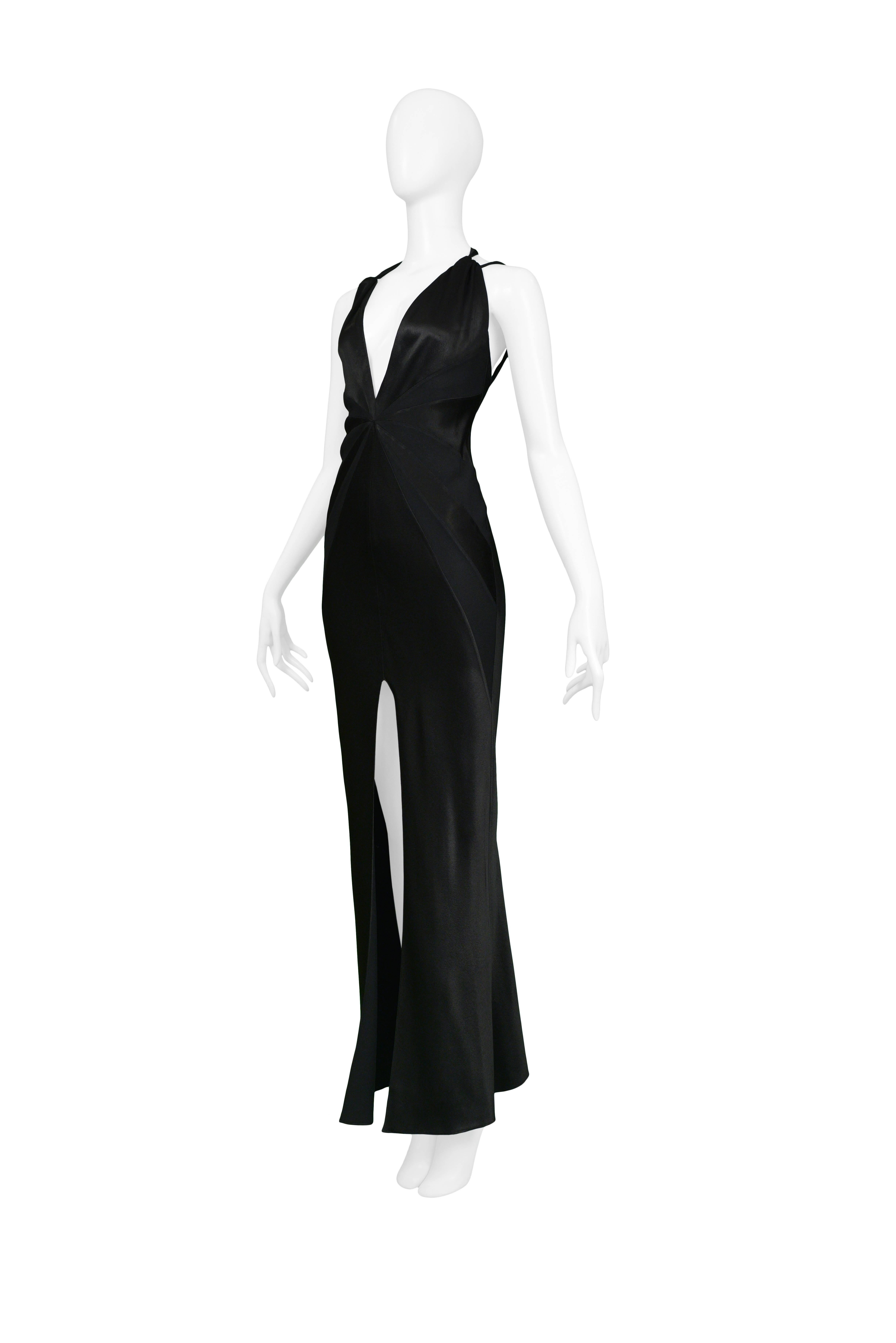 BLACK SATIN JEAN HARLOW GOWN
Condition : Excellent Vintage Condition
Size : 38
Vintage Dior by John Galliano black satin 