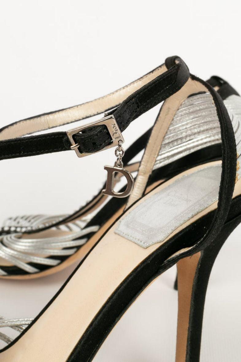 Beige Christian Dior Black Silk Heels Shoes, Size 37 For Sale