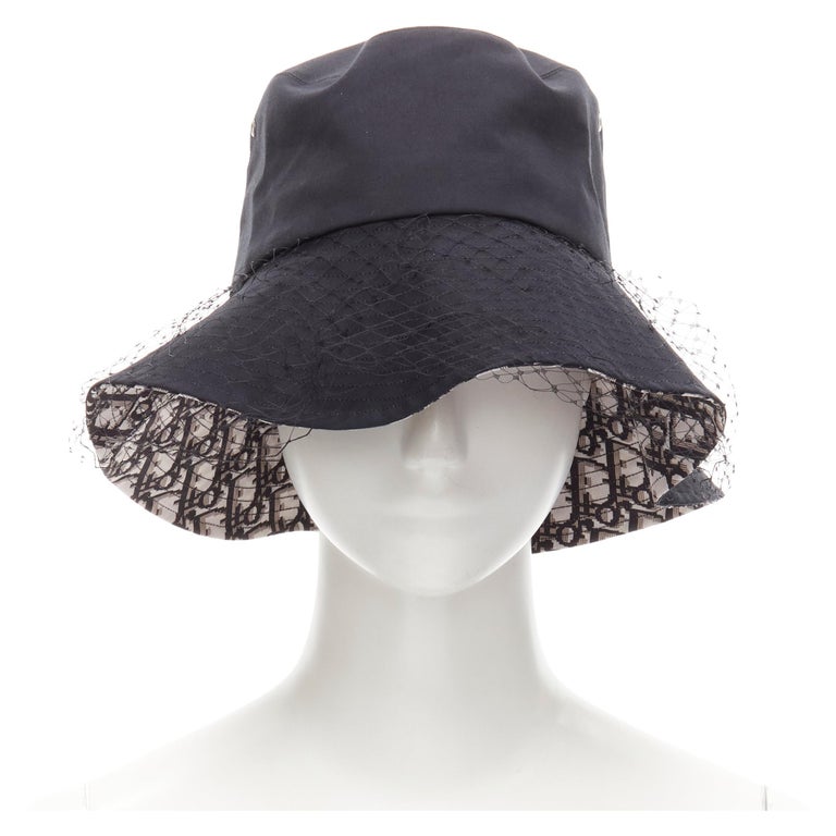 CHRISTIAN DIOR Black Teddy D monogram brim net veil bucket hat 59cm at  1stDibs | dior hat with veil, dior veil hat, dior bucket hat with veil