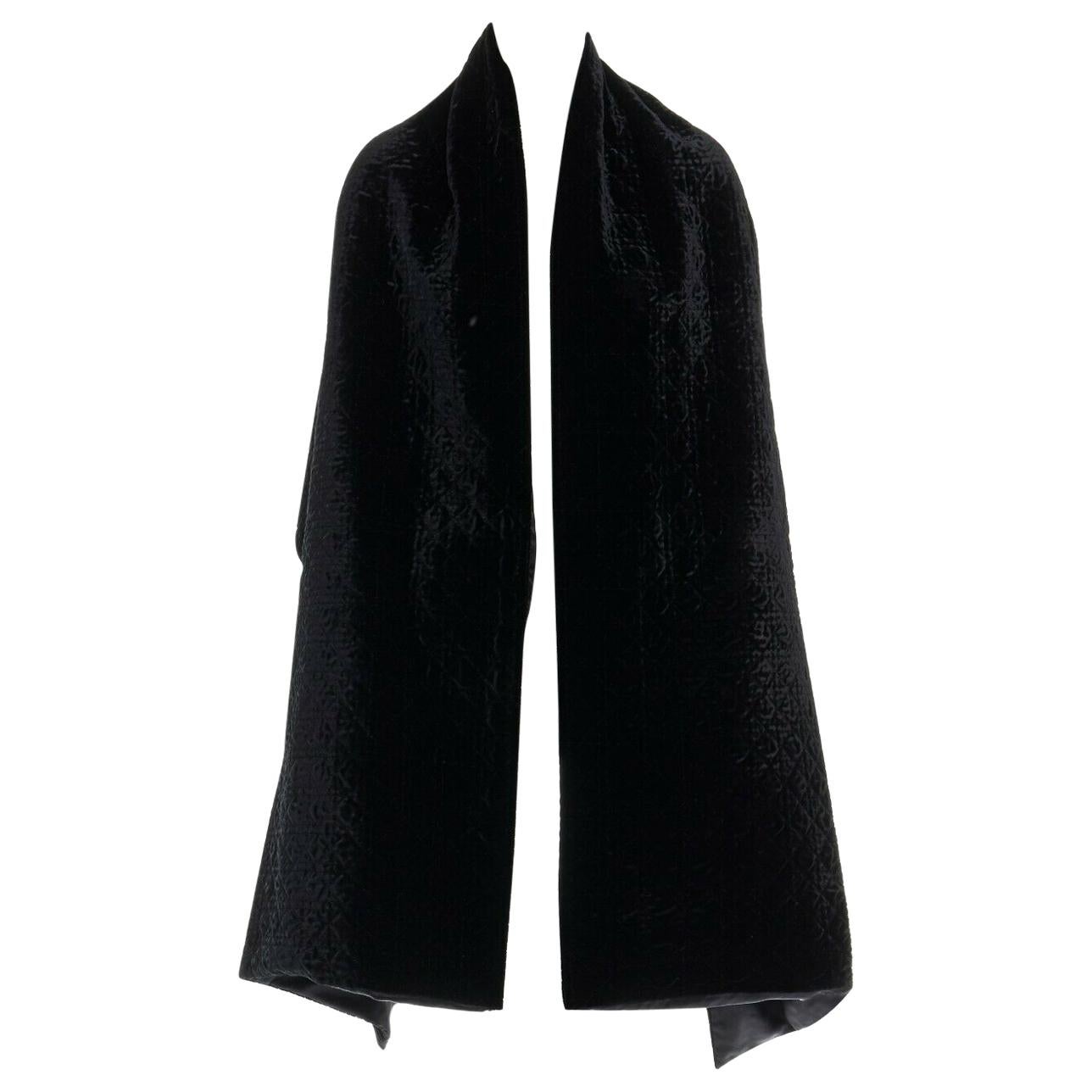 CHRISTIAN DIOR black velvet cannage geometric stitch silk lined shawl scarf