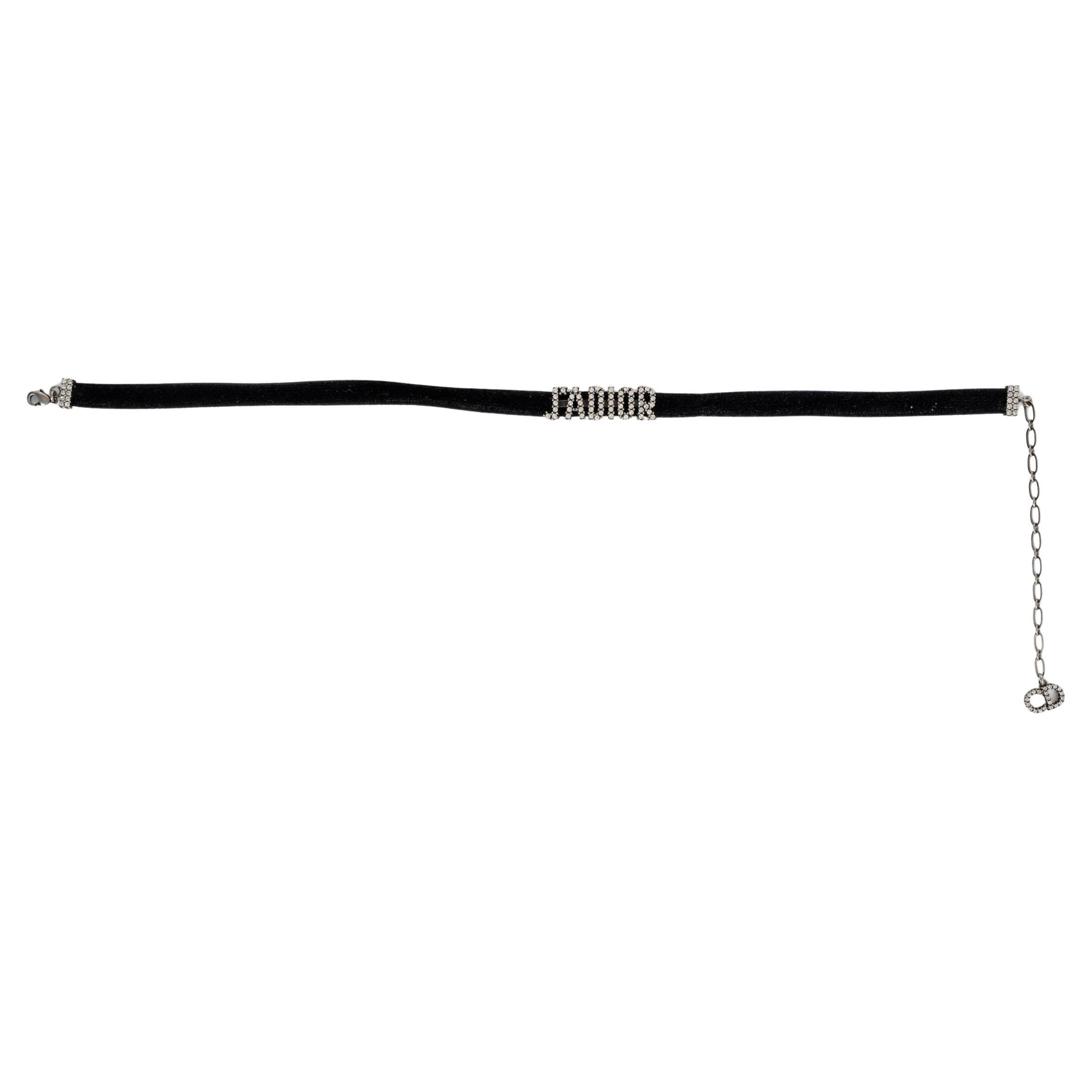CHRISTIAN DIOR J'ADIOR CRYSTAL Halskette aus schwarzem Samt im Angebot