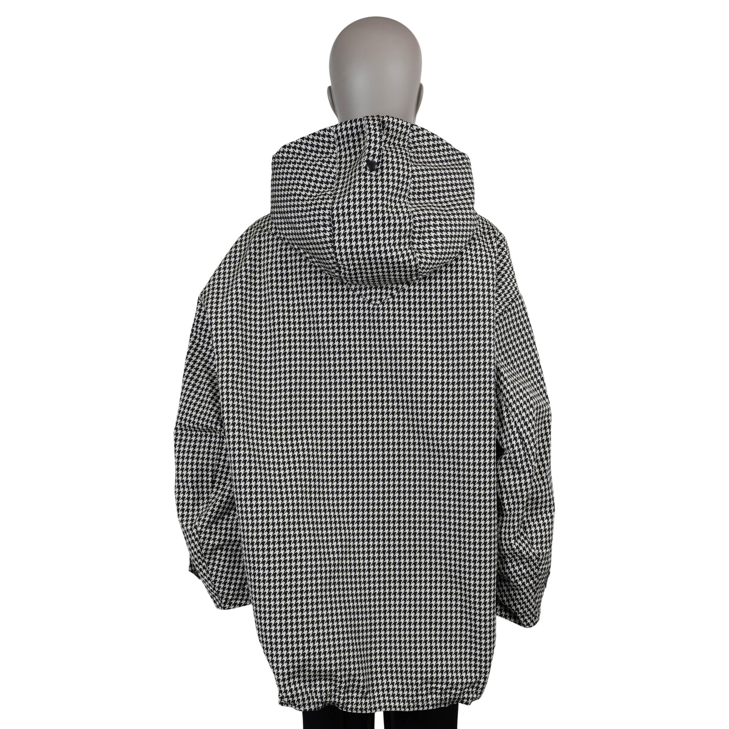 De las mujeres CHRISTIAN DIOR blanco y negro 2020 HOUNDSTOOTH ANORAK Chaqueta S en venta