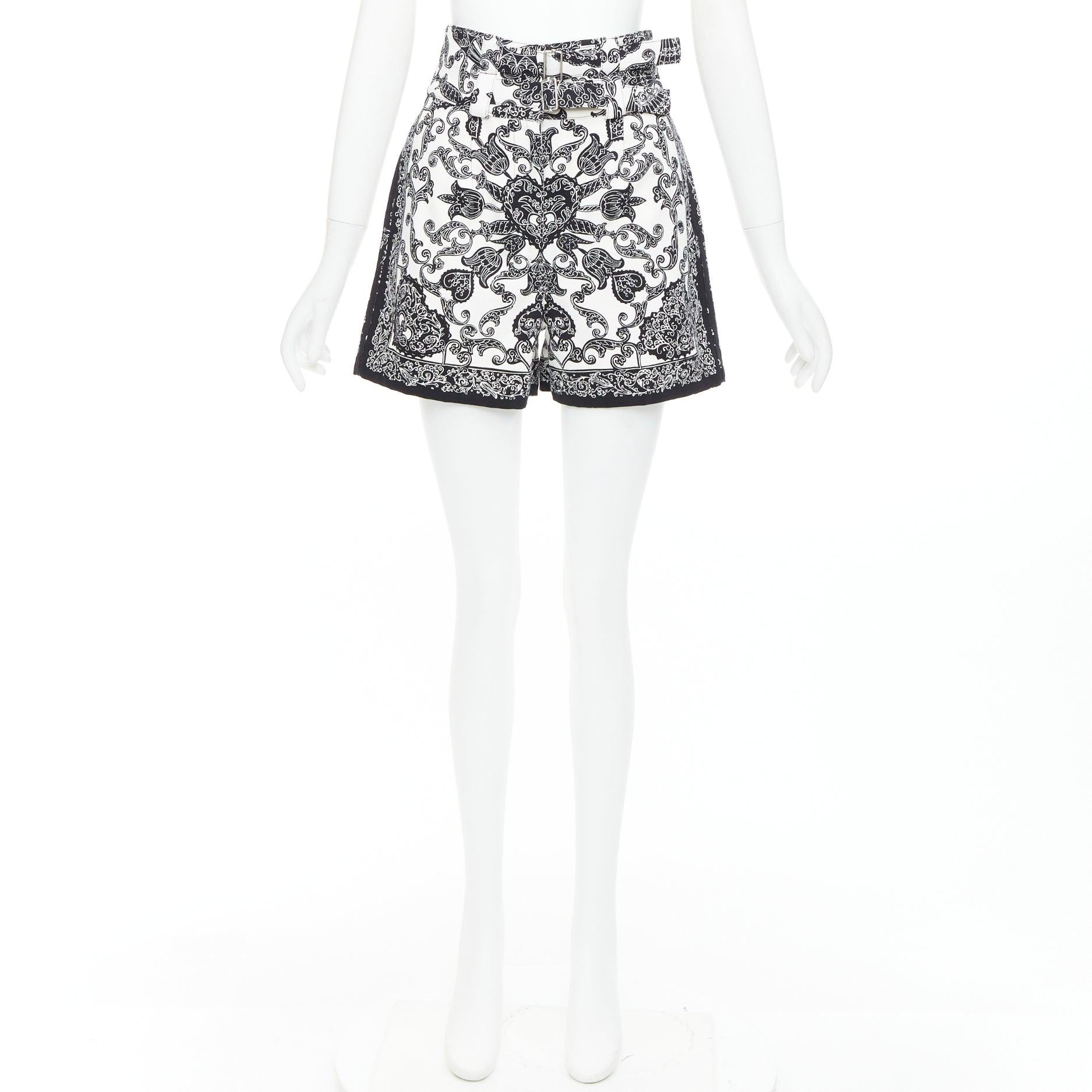 CHRISTIAN DIOR short à double ceinture en mouchoir de coton noir et blanc FR34 XS en vente 4