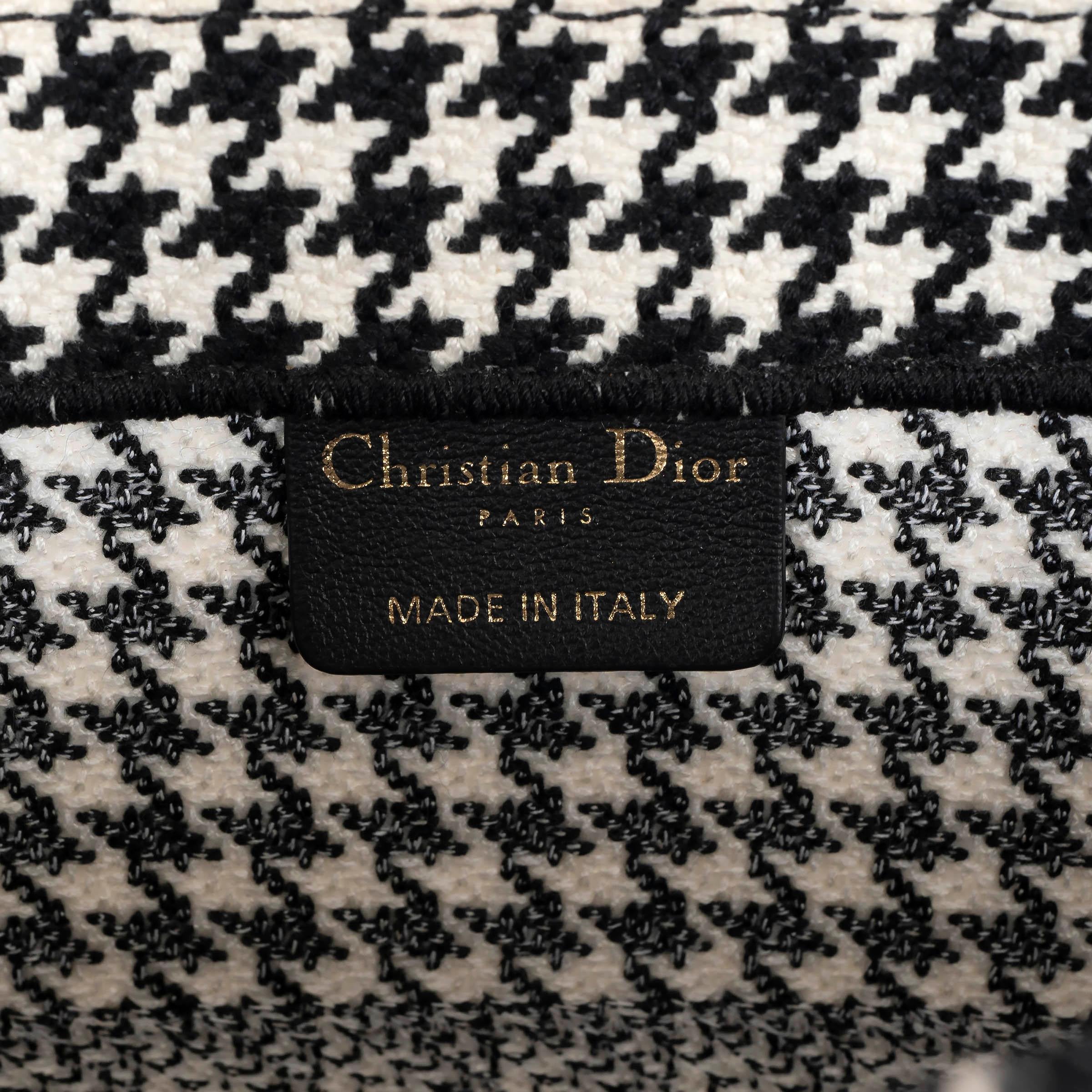 CHRISTIAN DIOR black & white HOUNDSTOOTH MEDIUM BOOK TOTE Bag For Sale 3