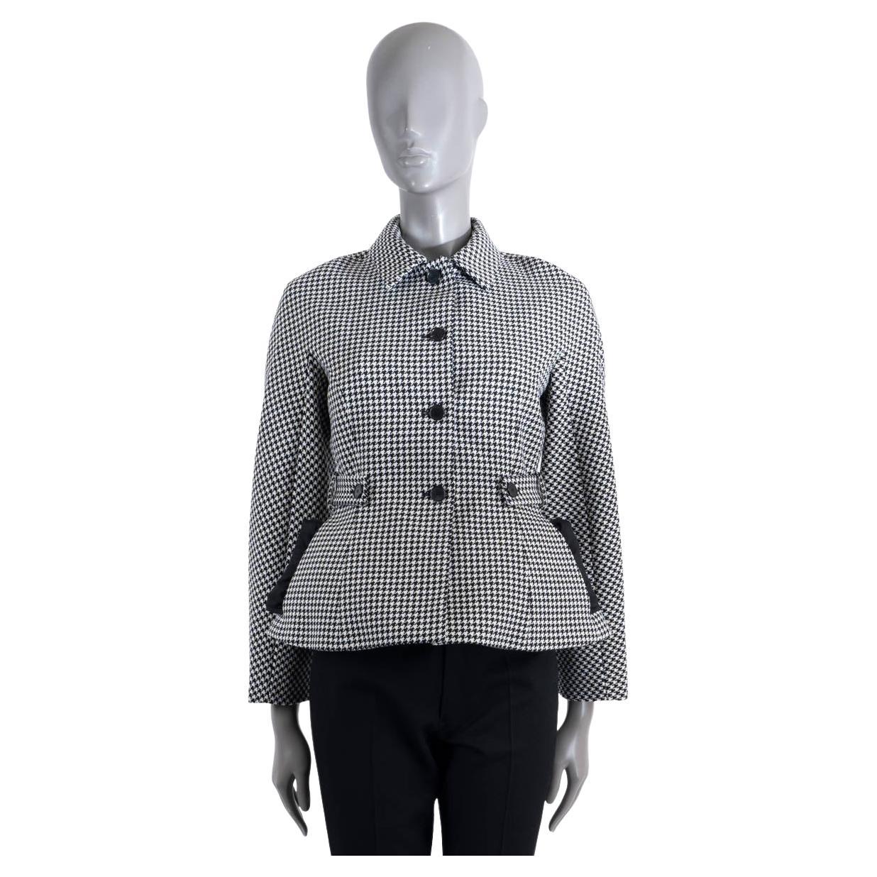 CHRISTIAN DIOR black & white wool 2022 HOUNDSTOOTH Jacket 36 XS For Sale