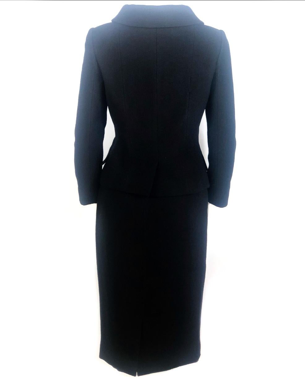 CHRISTIAN DIOR Veste blazer en laine noire et jupe fourreau taille 8 avec étiquette  en vente 1