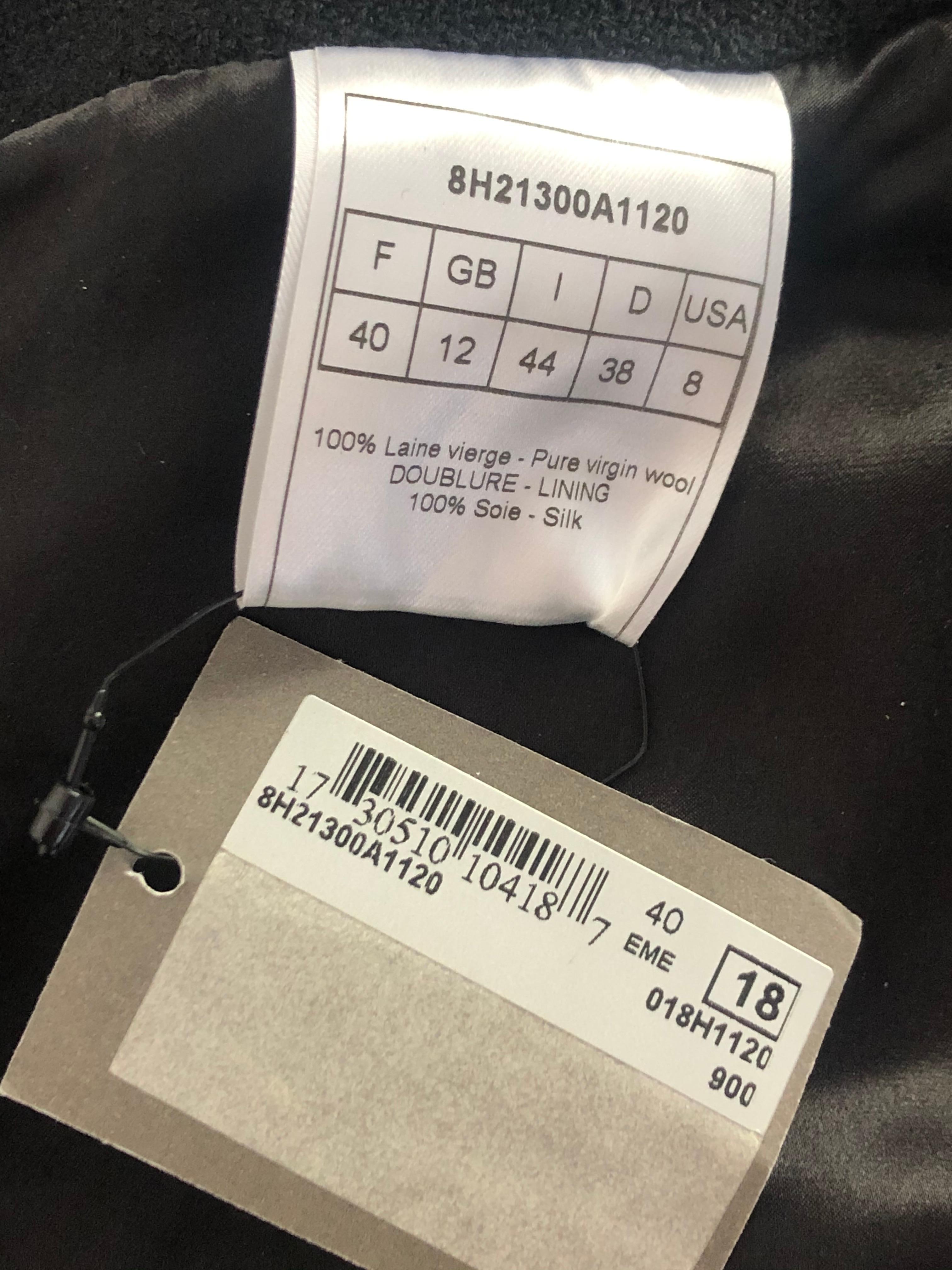 CHRISTIAN DIOR Veste blazer en laine noire et jupe fourreau taille 8 avec étiquette en vente 2