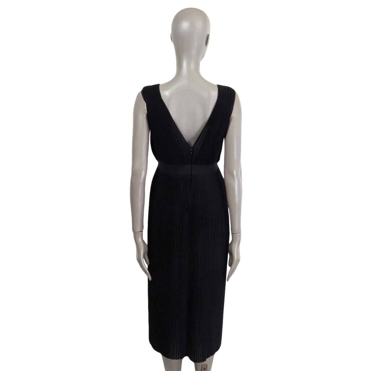 CHRISTIAN DIOR black wool blend SLEEVELESS PLEATED KNIT Dress M For Sale 1