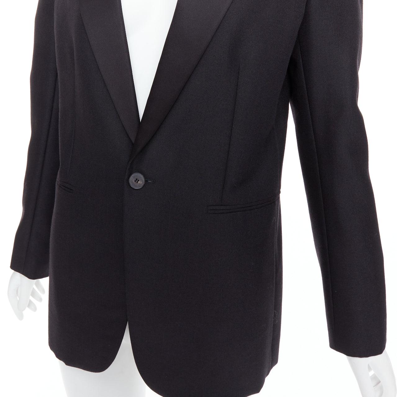 CHRISTIAN DIOR black wool mohair boxy peak collar tux jacket FR40 L
Reference: VACN/A00059
Brand: Dior
Designer: Maria Grazia Chiuri
Material: Wool, Mohair
Color: Black
Pattern: Solid
Closure: Button
Lining: Black Fabric
Extra Details: Half hand