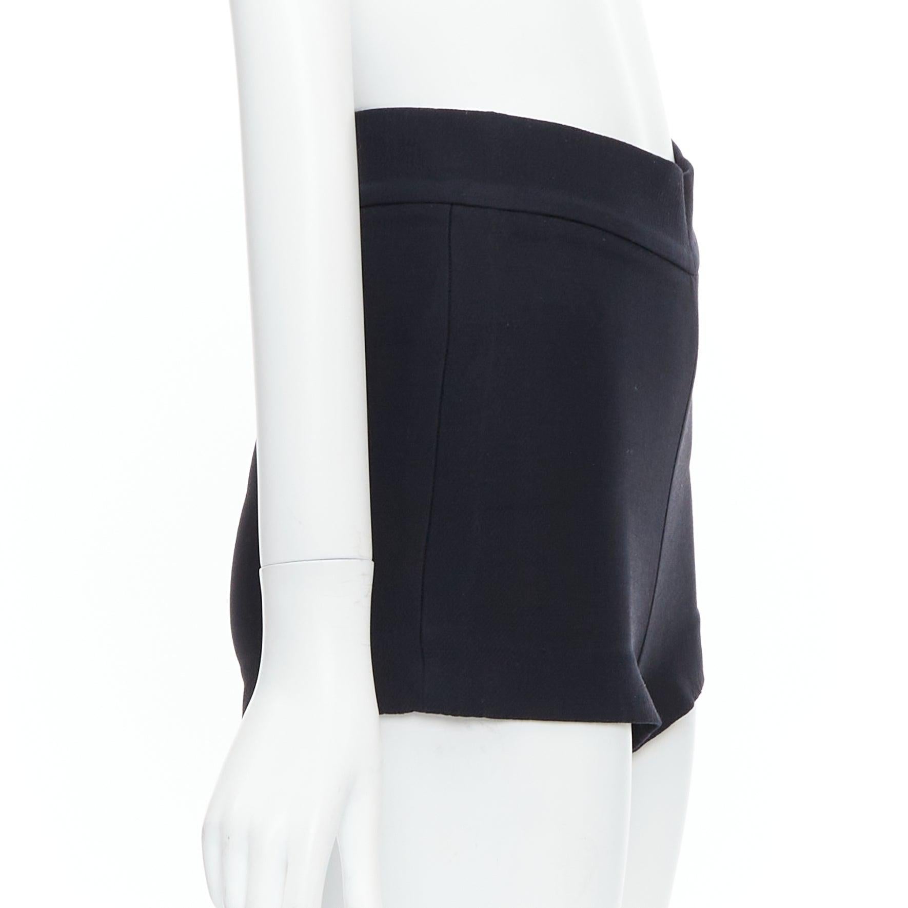 CHRISTIAN DIOR black wool silk crepe back darted high waisted shorts FR34 XS en Bueno estado para la venta en Hong Kong, NT