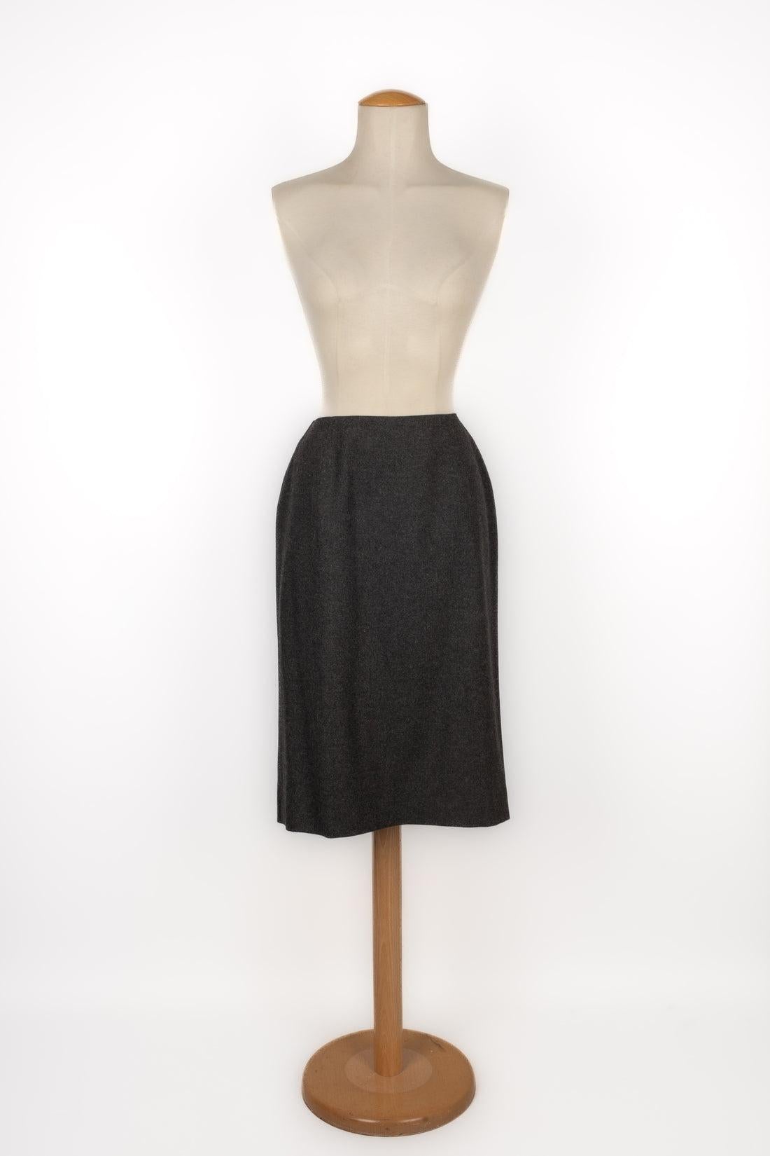 Set di abiti in lana e angora di Christian Dior in vendita 3