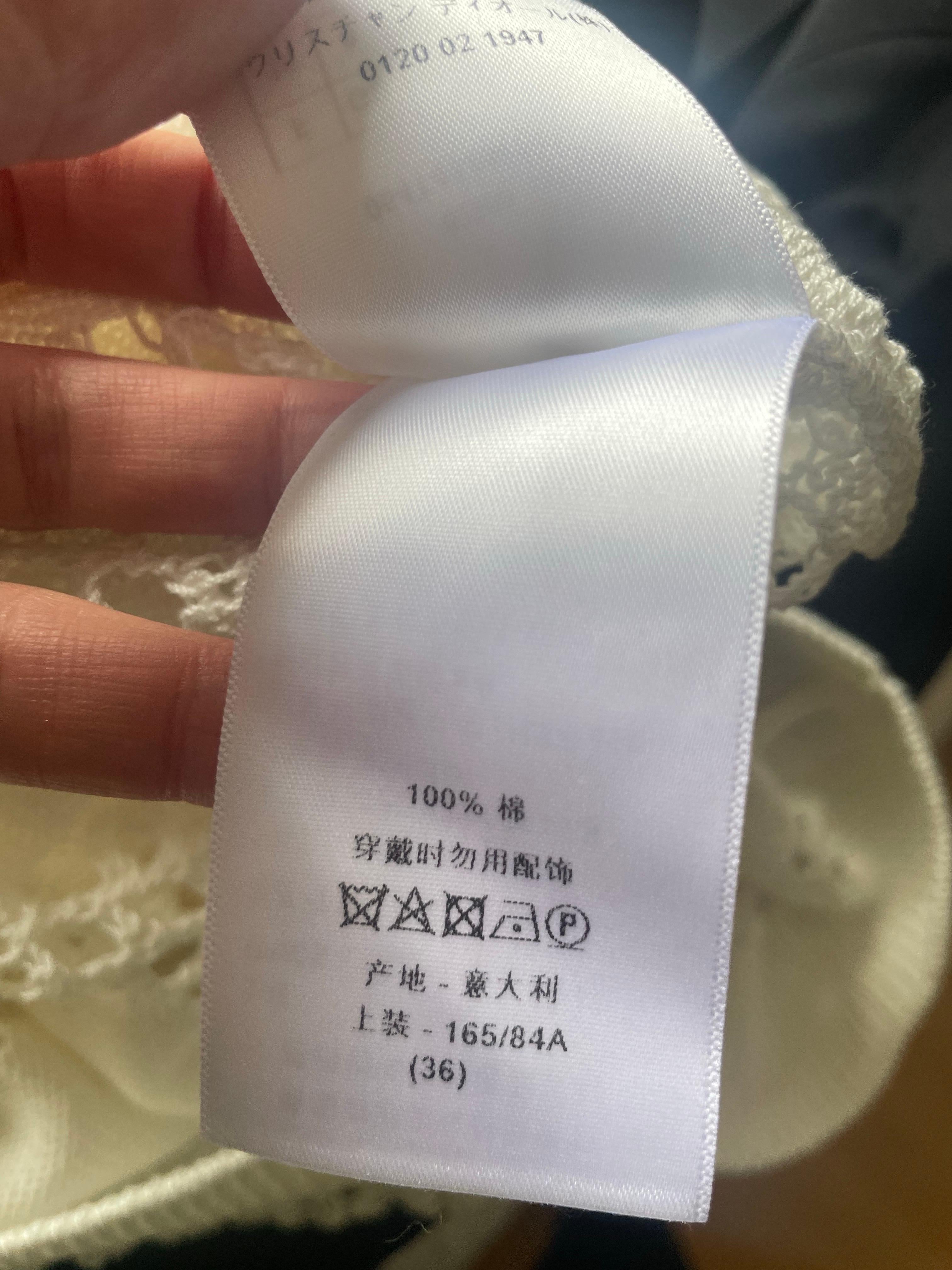 CHRISTIAN DIOR. Bluse perfekter Zustand im Angebot 1