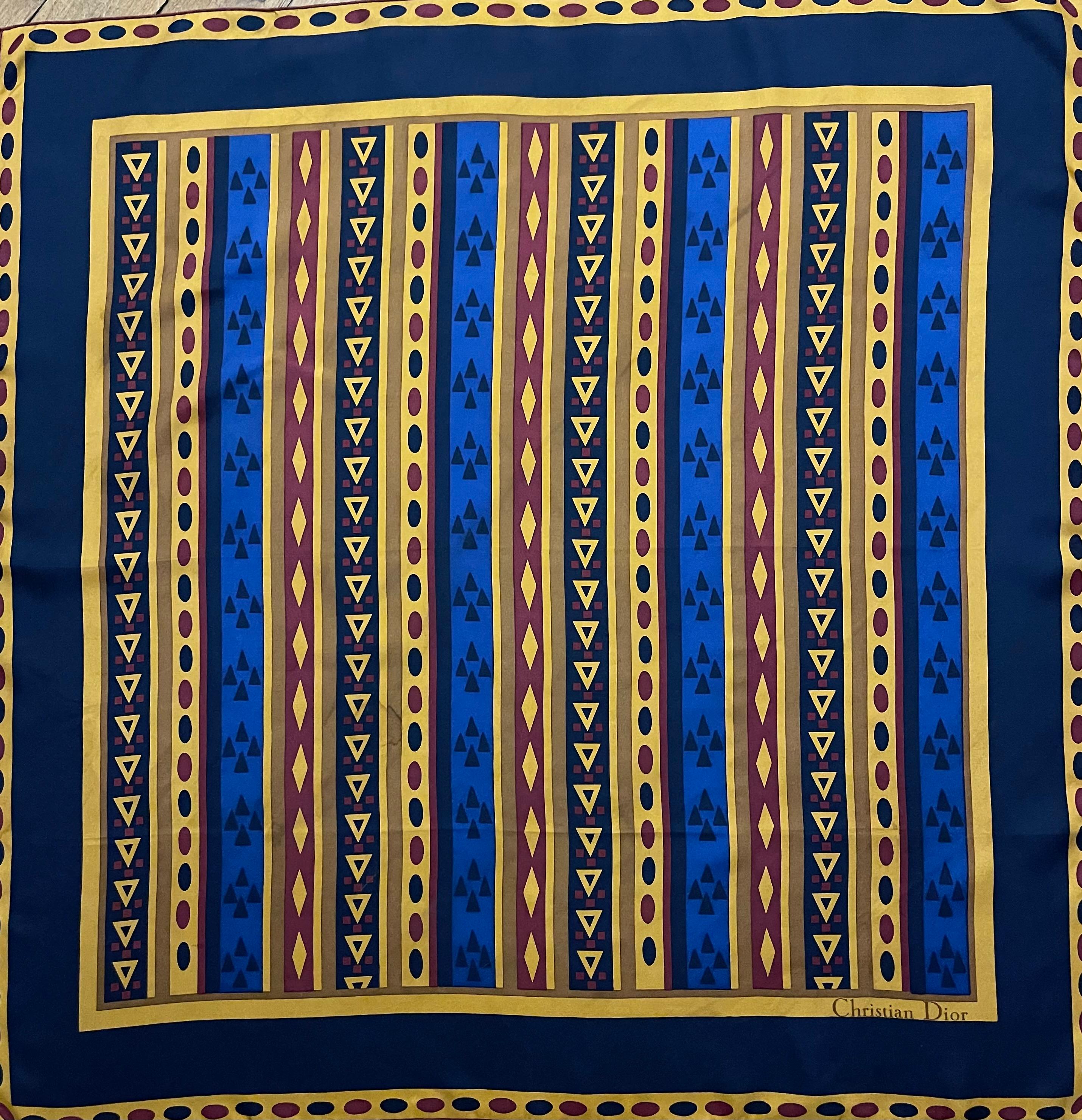 Noir Foulard en soie bleu et jaune de Christian Dior en vente