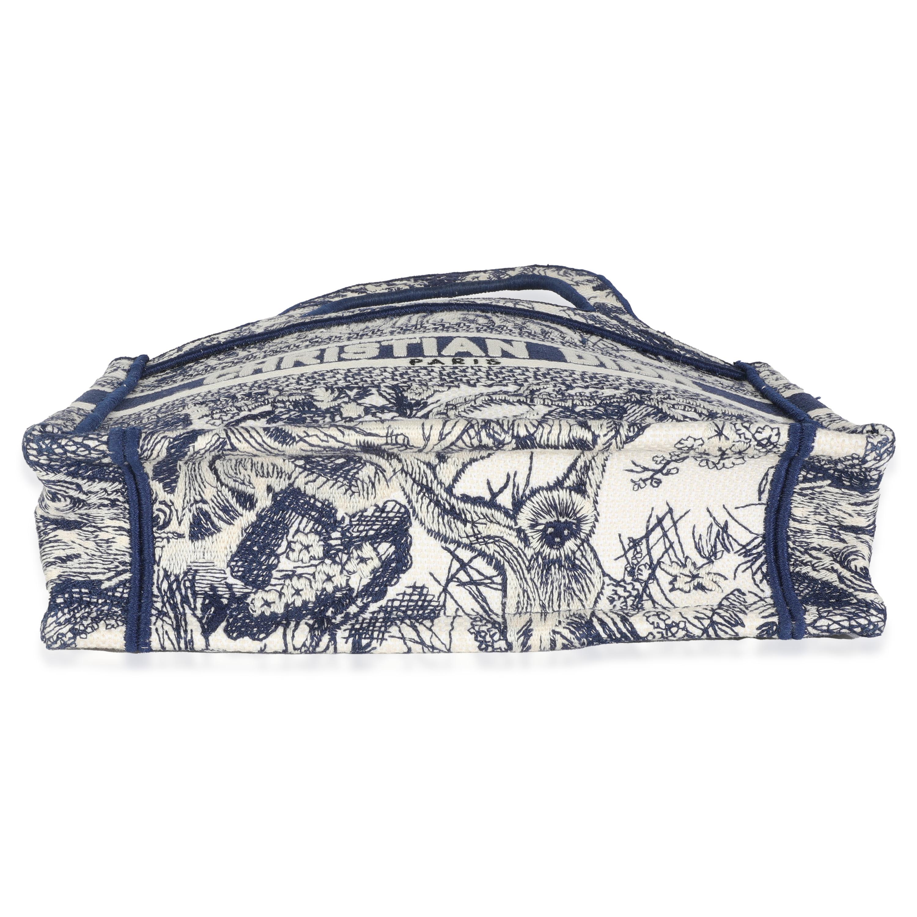Christian Dior Blue Canvas Embroidered Toile De Jouy Mini Book Tote For Sale 4
