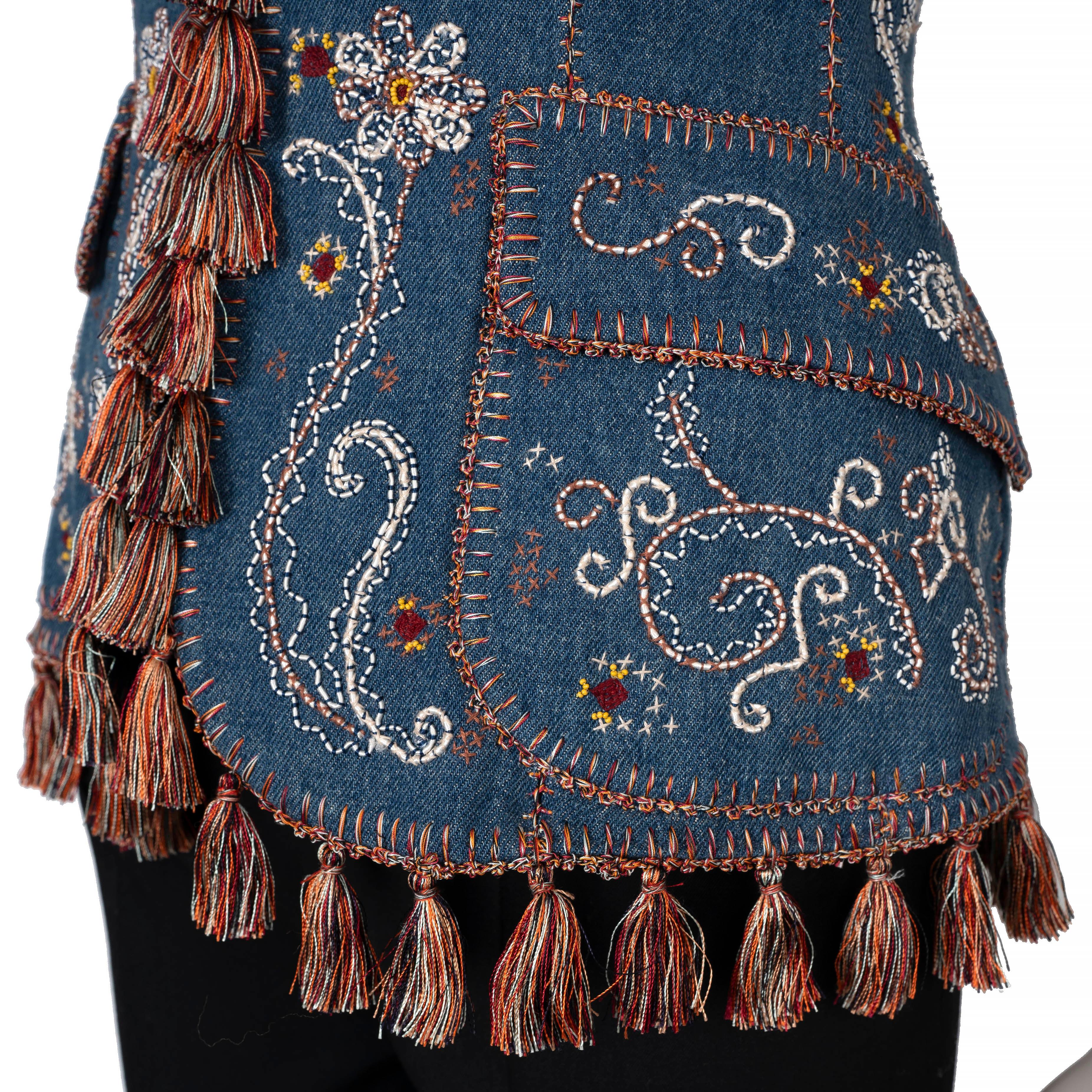 CHRISTIAN DIOR blue cotton 2018 EMBROIDERED DENIM Vest Jacket 38 S For Sale 1